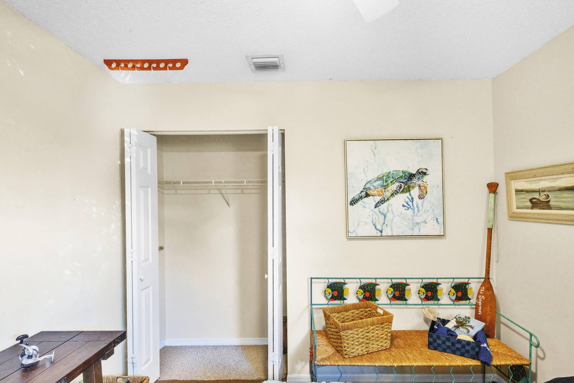 19 Guest Bedroom B (3)