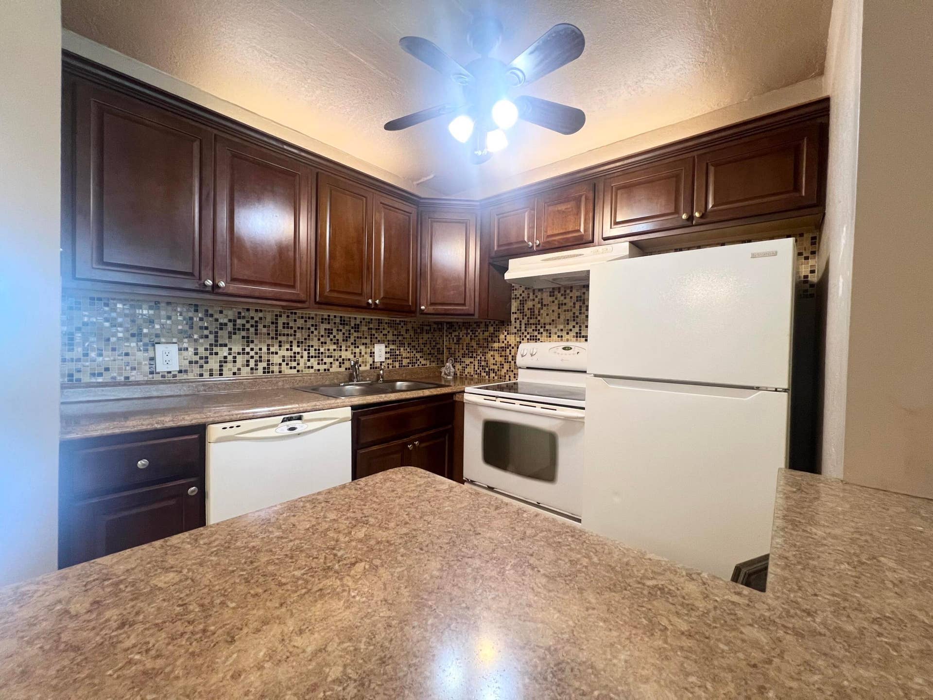258 WINDSOR L, #258, West Palm Beach, FL 33417 IMG_2175