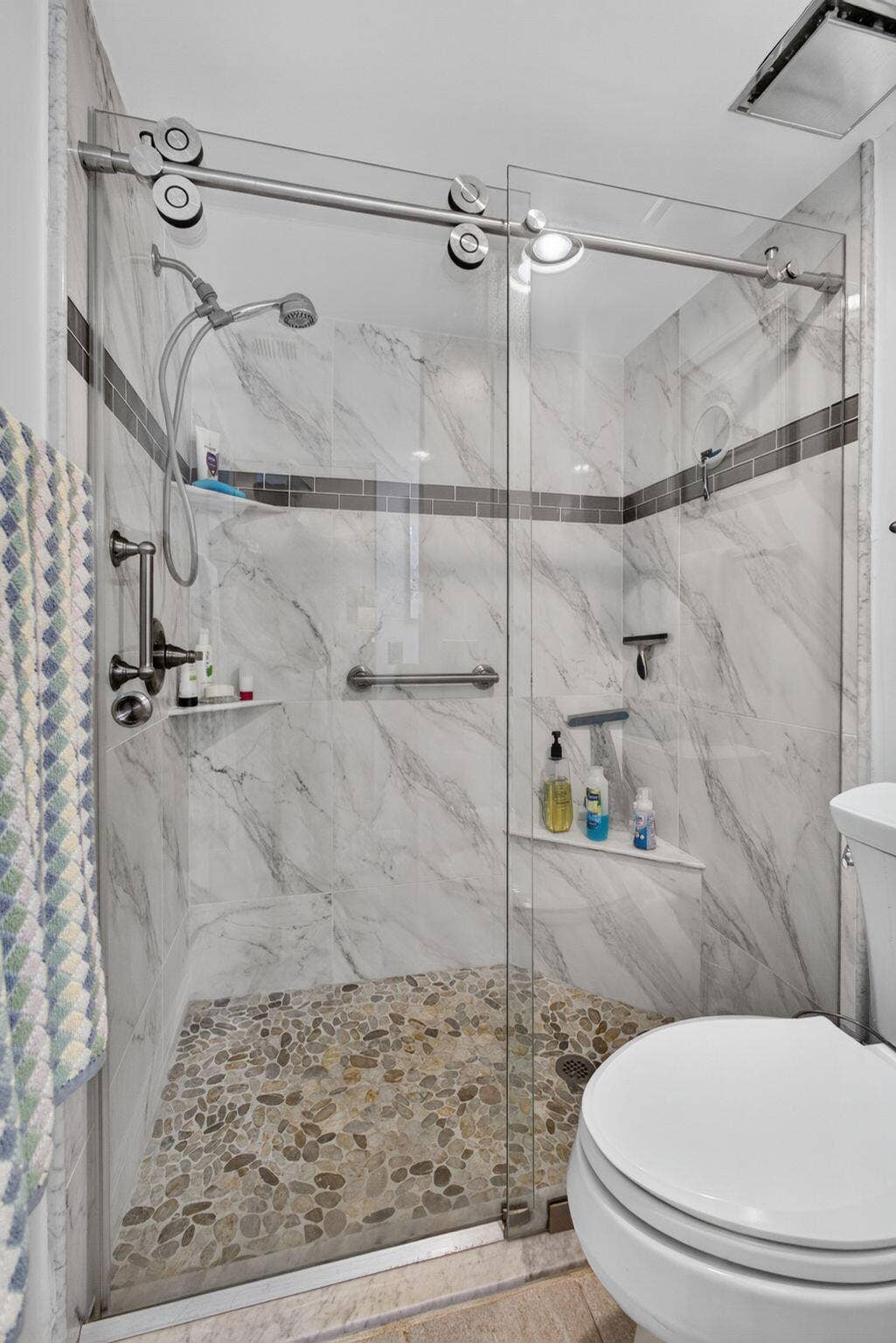 1251 Sugar Sands Boulevard, #124, Singer Island, FL 33404 Mai Bath Shower