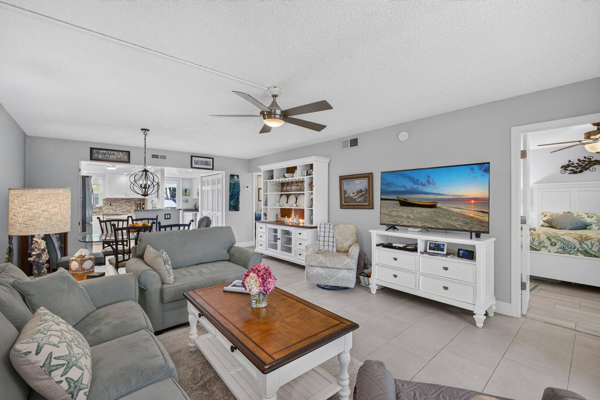 1251 Sugar Sands Boulevard, #124, Singer Island, FL 33404 LR View into Kitchen and Entrance with W