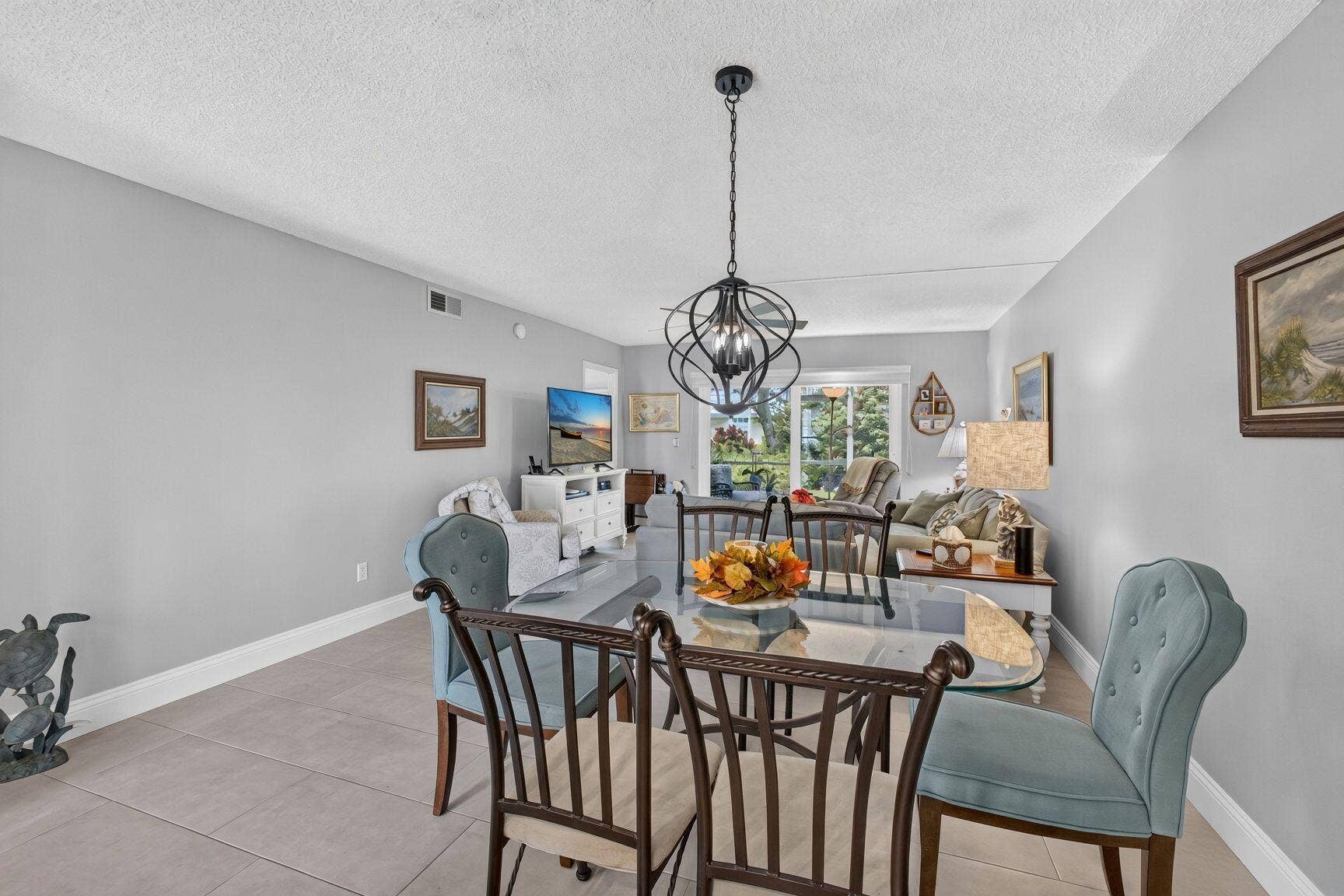 1251 Sugar Sands Boulevard, #124, Singer Island, FL 33404 DR LR View without Large Pieces