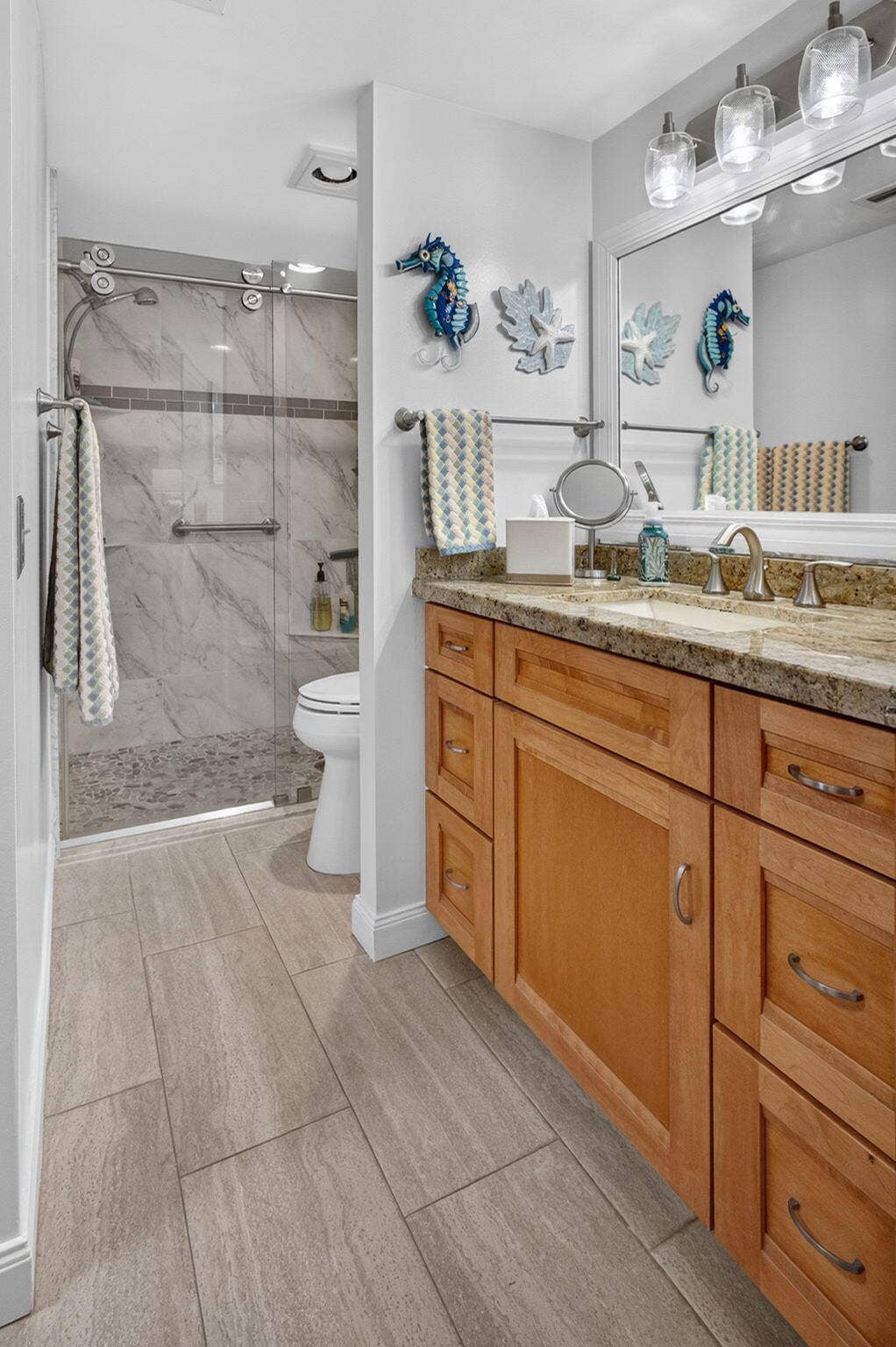 1251 Sugar Sands Boulevard, #124, Singer Island, FL 33404 Main Bath from Doorway 2