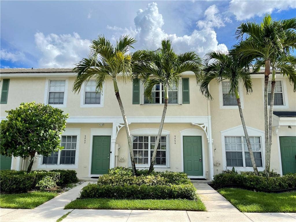 5662 NW 99TH Way, Coral Springs, FL 33076 Exterior Front