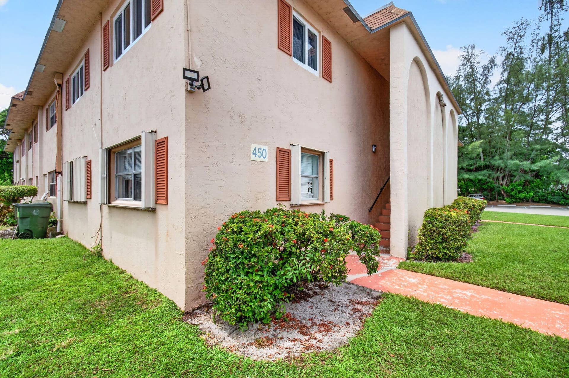 450 SW 2ND Avenue, #205, Boca Raton, FL 33432 Back Stairwell