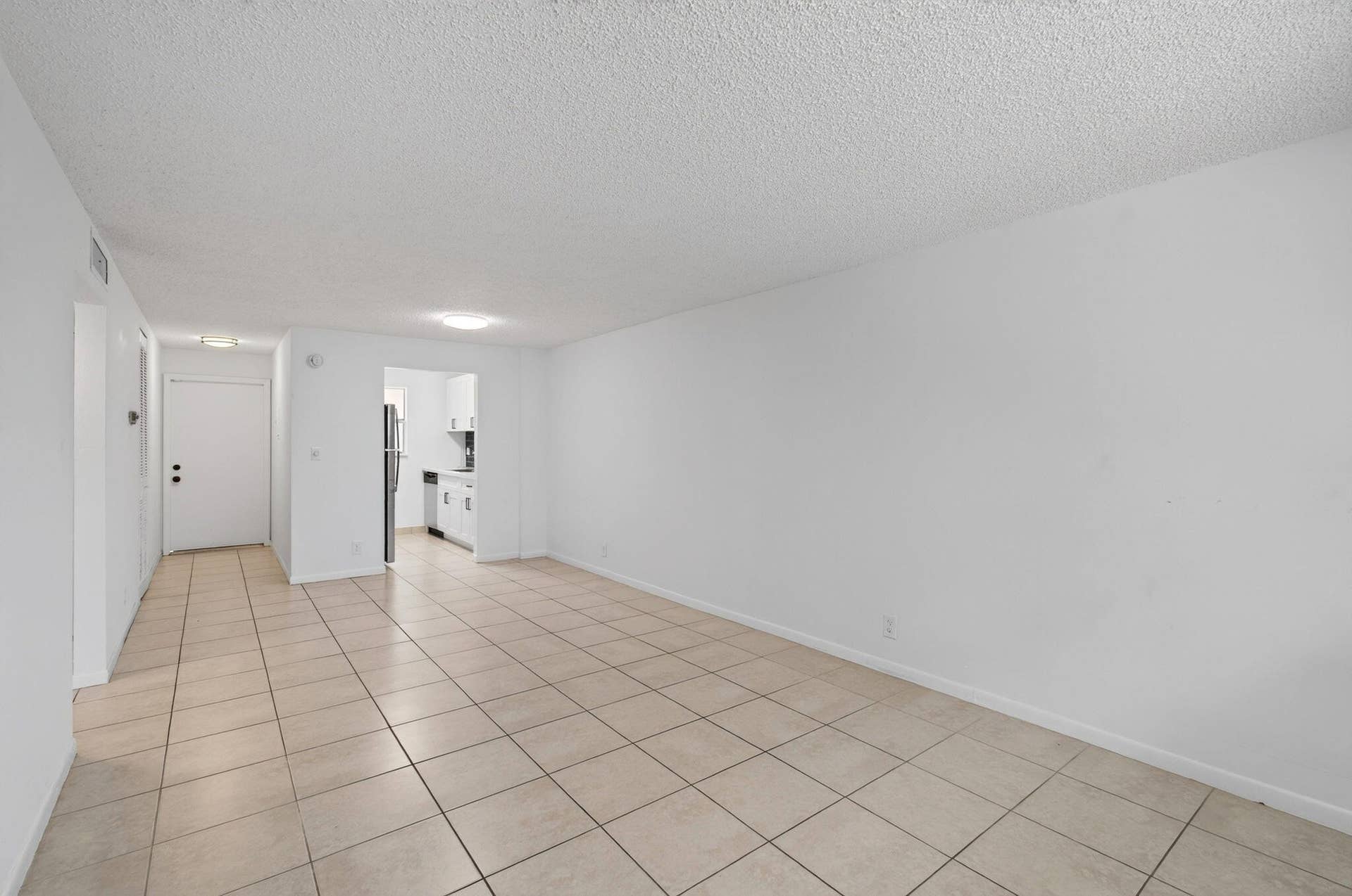 450 SW 2ND Avenue, #205, Boca Raton, FL 33432 Open Floor Plan