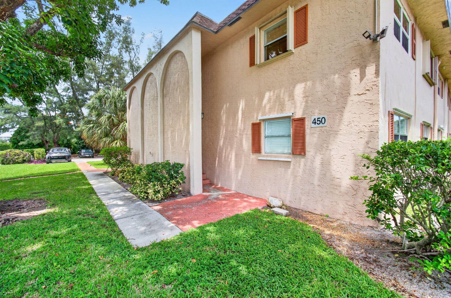 450 SW 2ND Avenue, #205, Boca Raton, FL 33432 Front Stairwell