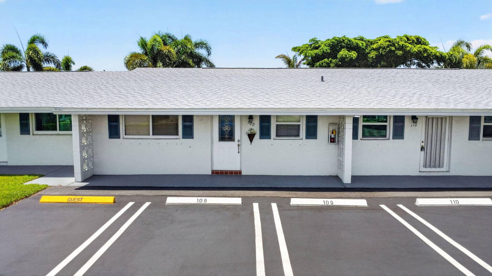 701 SW LAKE Court, #109, Boynton Beach, FL 33426 47-web-or-mls-DJI_0389