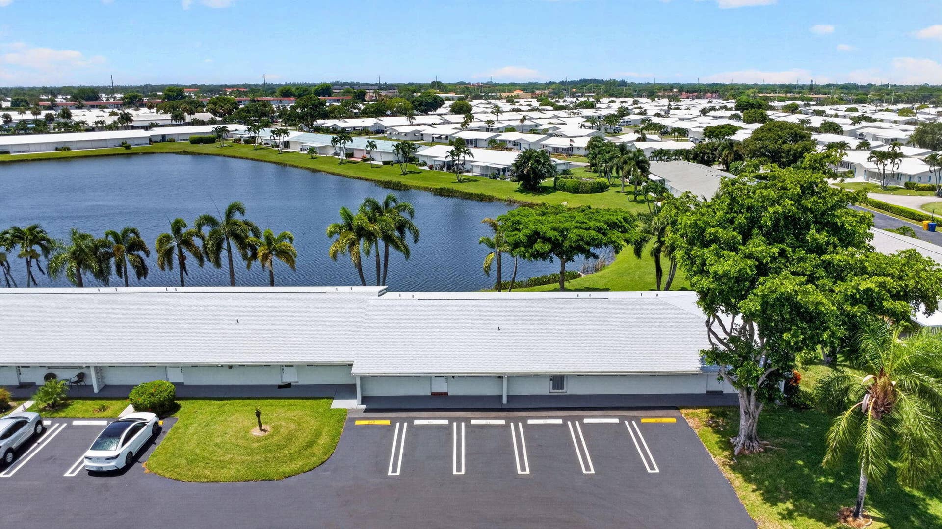 701 SW LAKE Court, #109, Boynton Beach, FL 33426 48-web-or-mls-DJI_0394