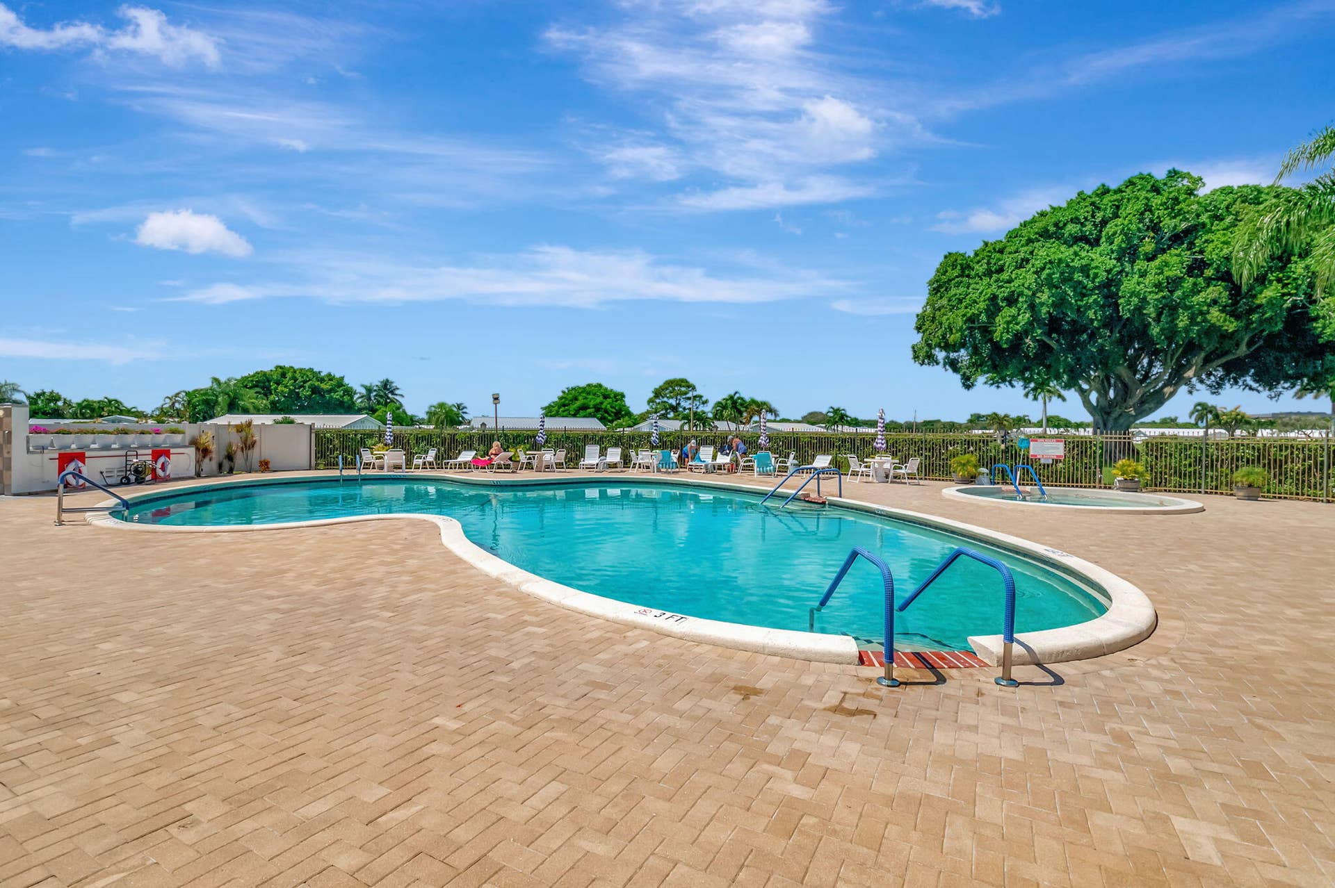 701 SW LAKE Court, #109, Boynton Beach, FL 33426 75-web-or-mls-DSC_5093