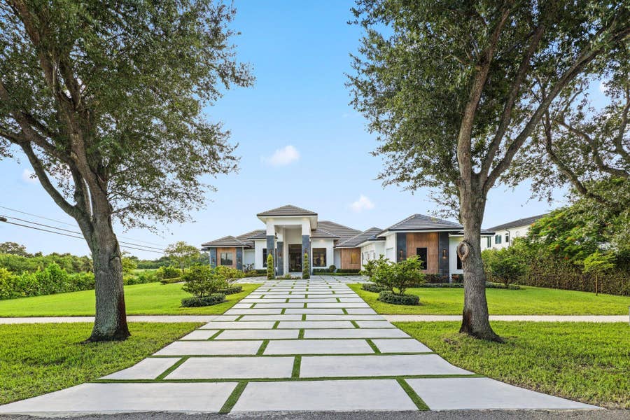 Property photo for 13600 PINE MEADOW Court, Davie, FL