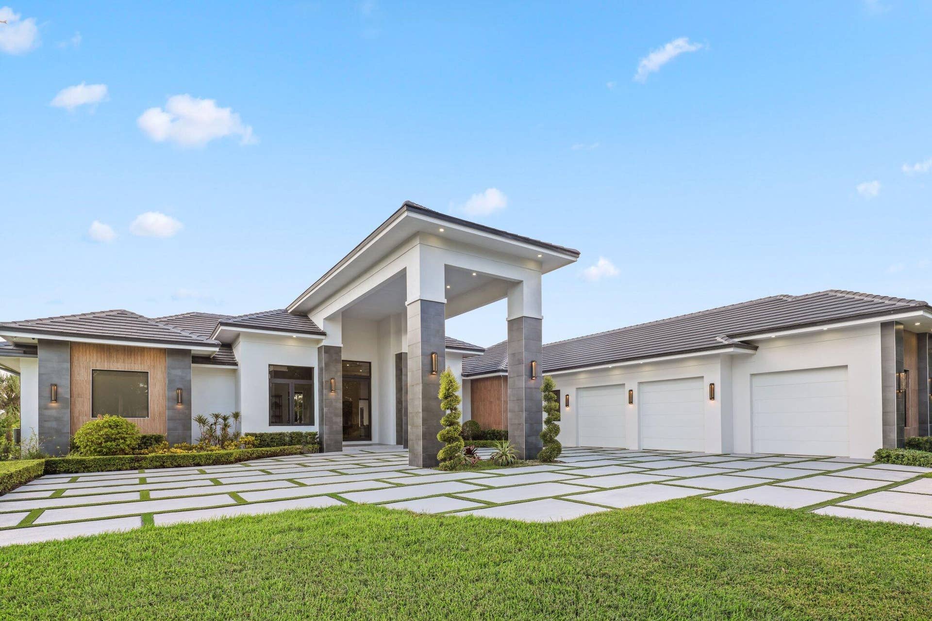 13600 Pine Meadow Court - 8.jpg-SMALL