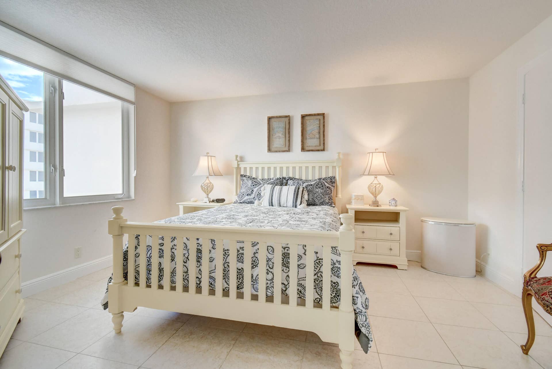 3221 S Ocean Boulevard, #704, Highland Beach, FL 33487 Queen Size Bed