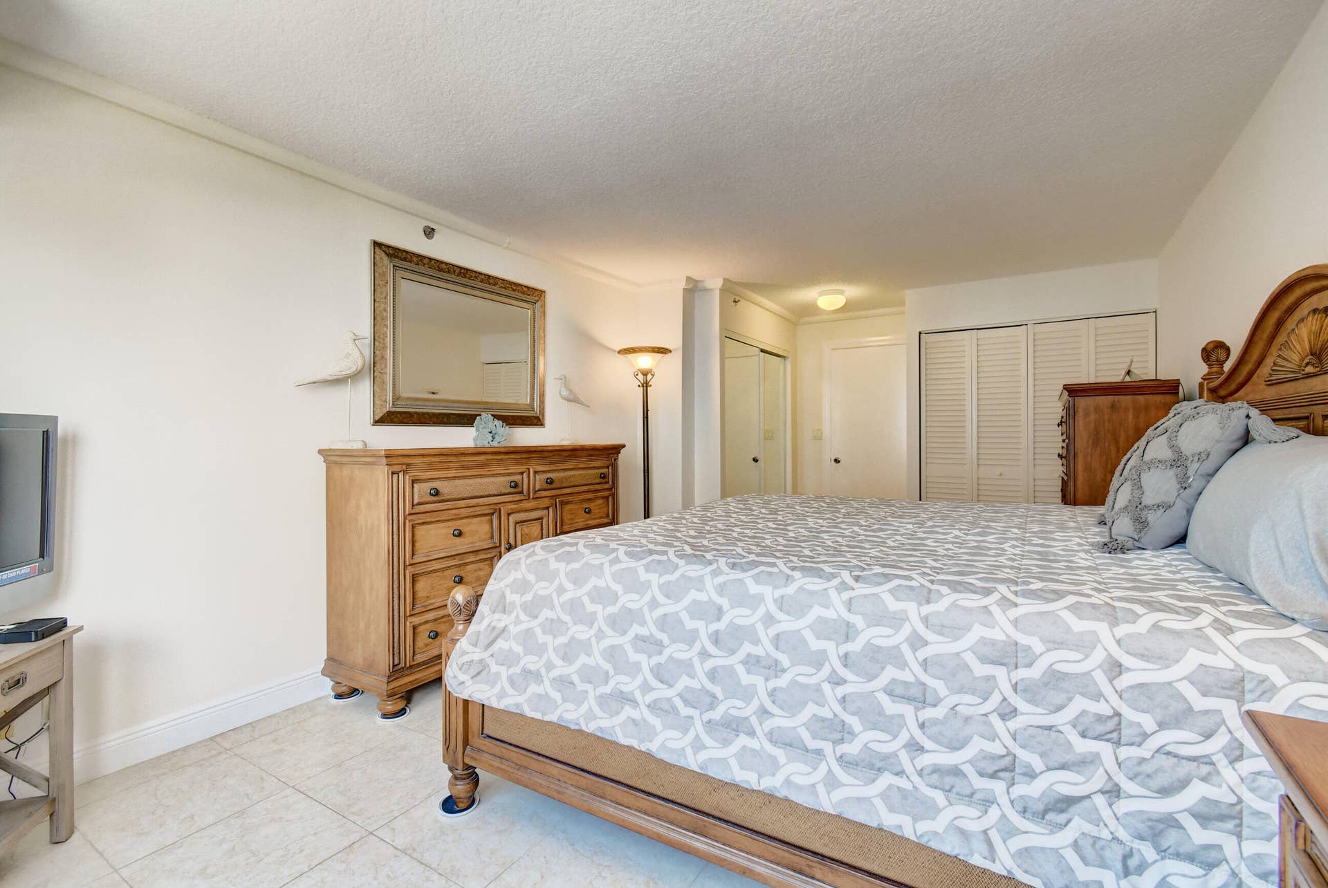 3221 S Ocean Boulevard, #704, Highland Beach, FL 33487 DSC_