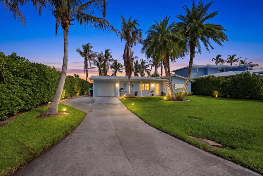 Property photo for 1719 SW DYER POINT Road, Palm City, FL