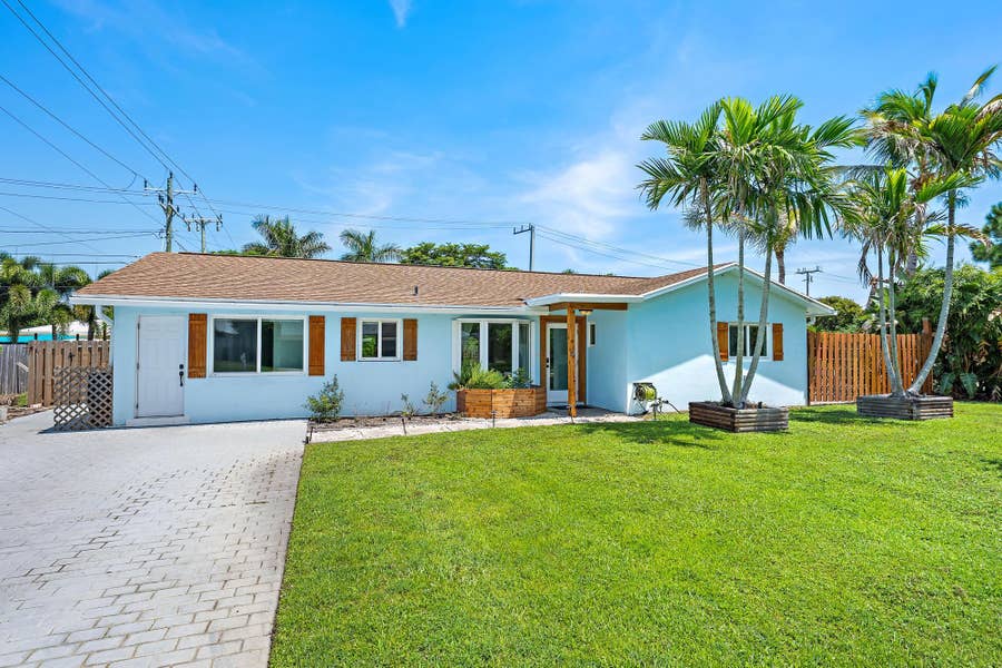 Property photo for 1 WINDSOR Road W, Jupiter, FL