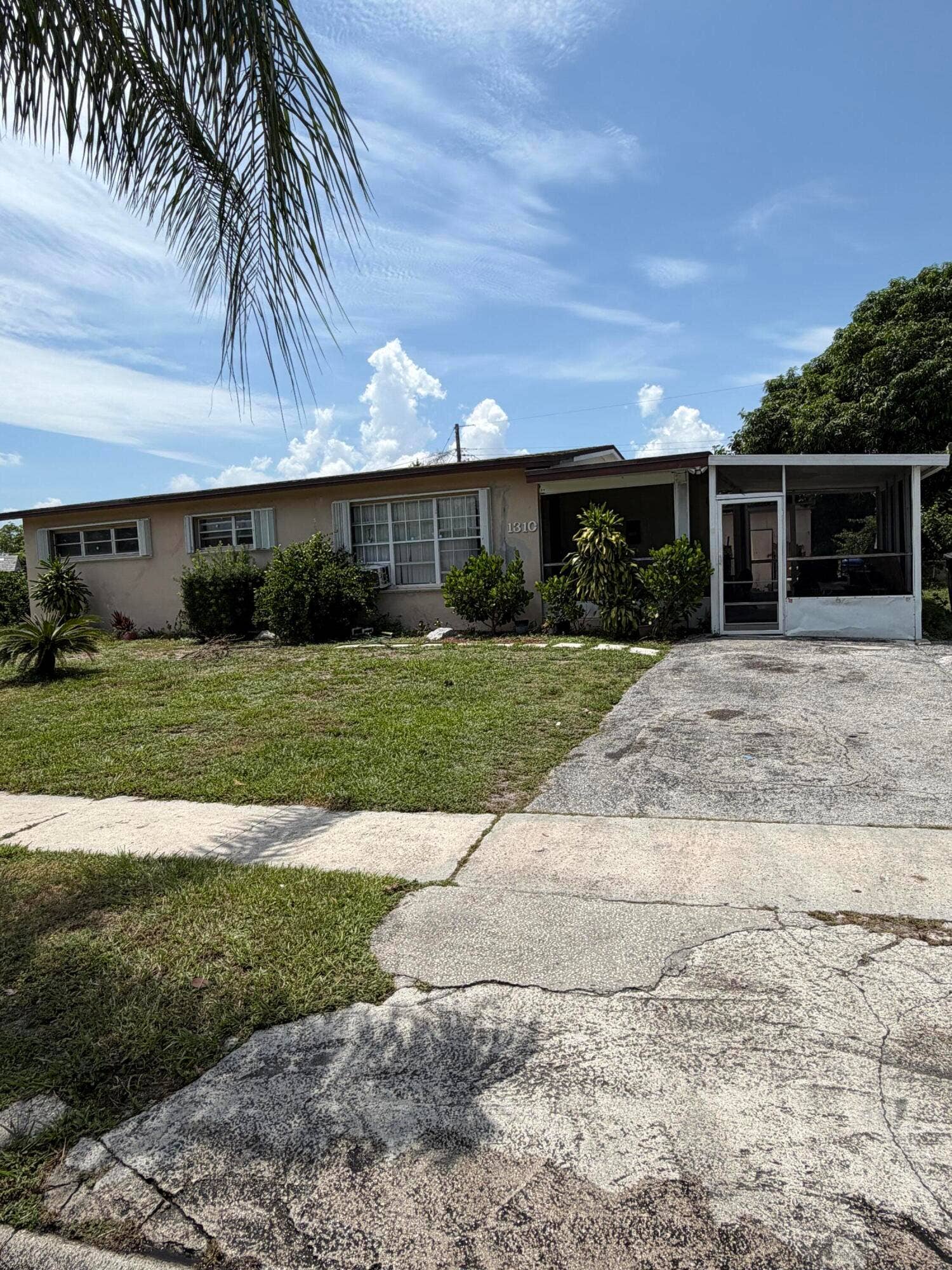 1310 11TH Street, West Palm Beach, FL 33401 IMG_1911