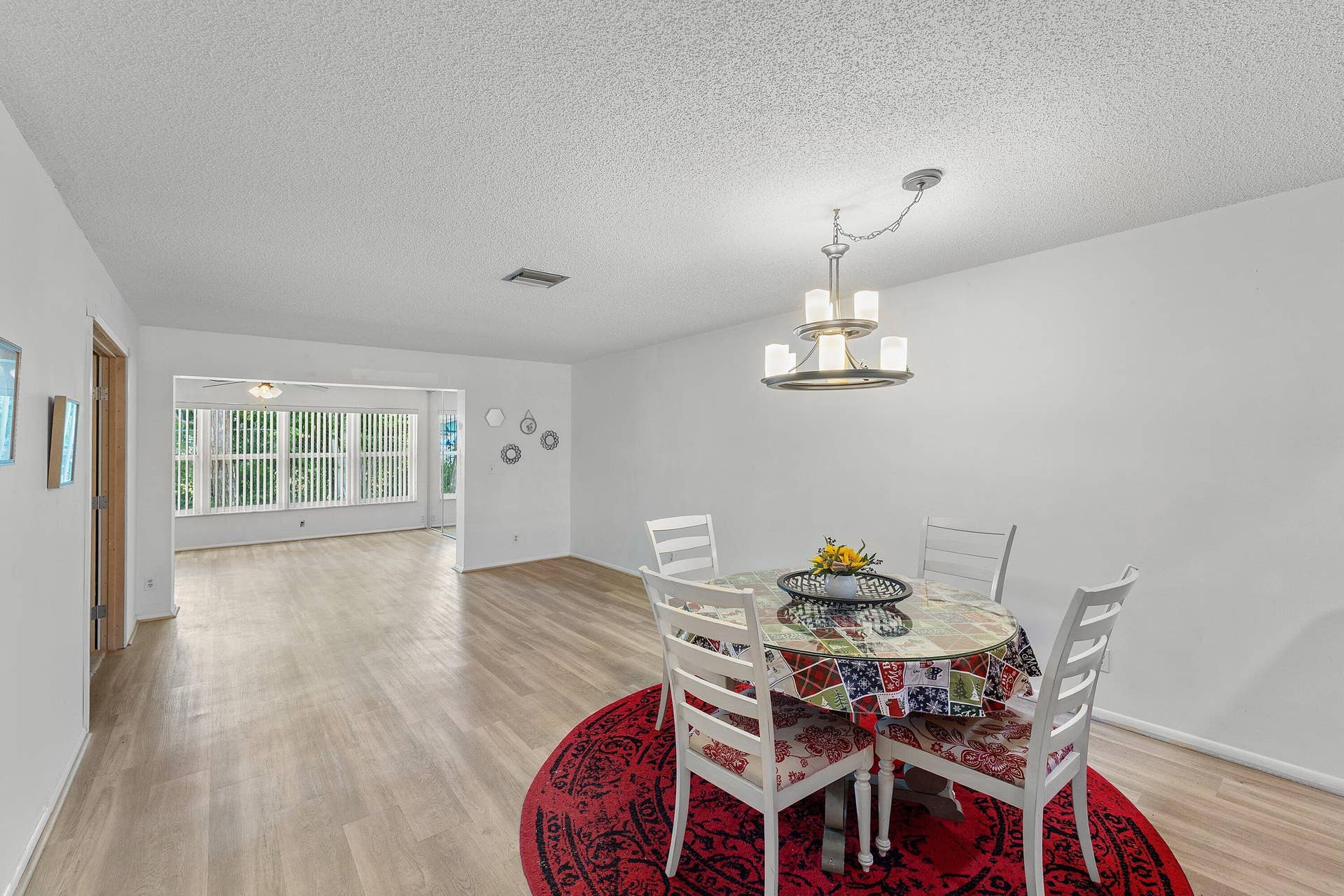 2638 GATELY Drive E, #125, West Palm Beach, FL 33415 Dining Room