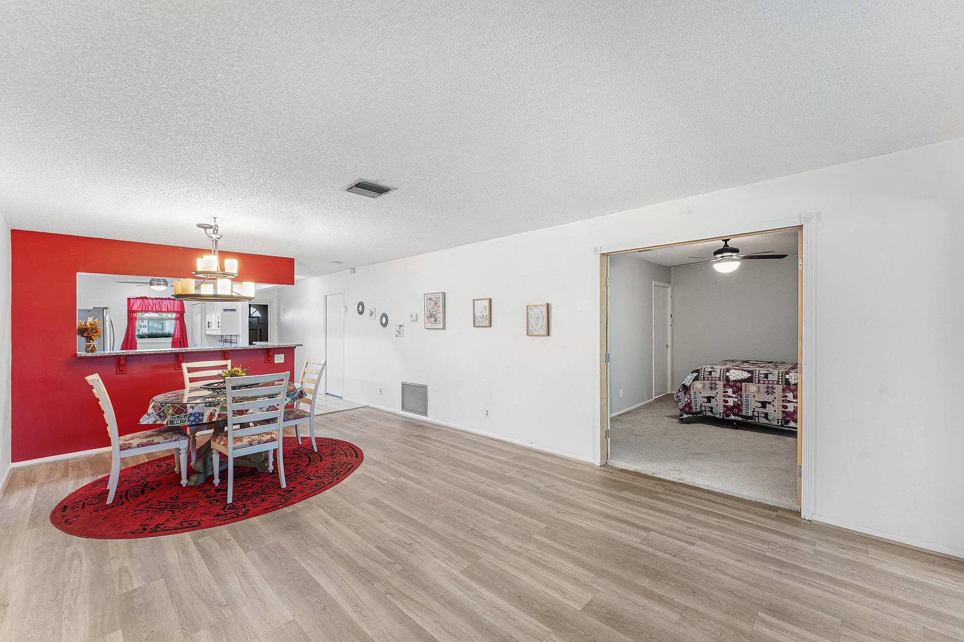 2638 GATELY Drive E, #125, West Palm Beach, FL 33415 Dining room