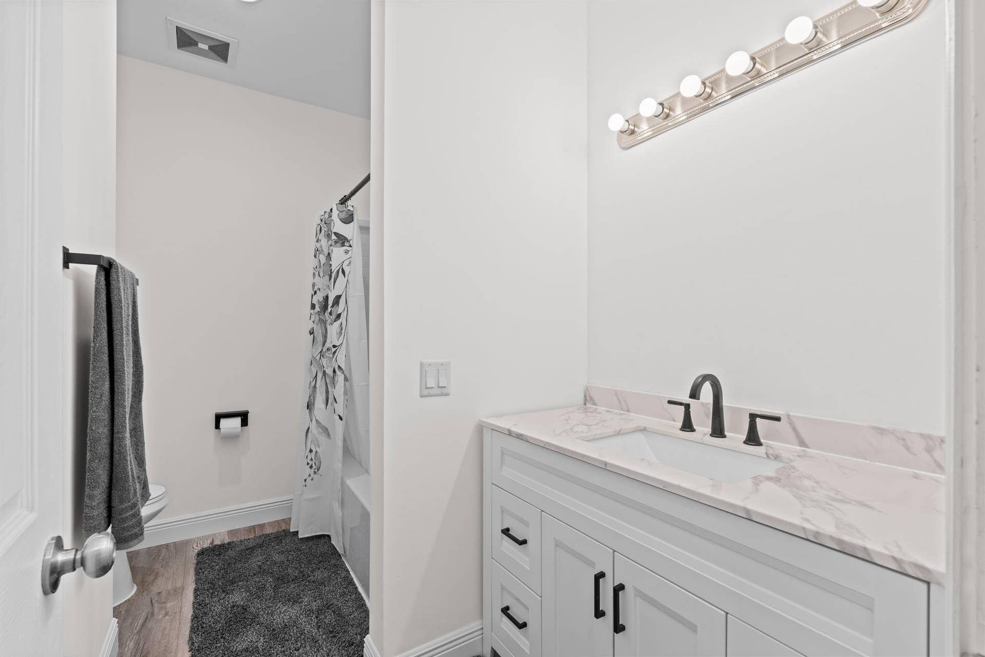 14366 73rd Street N, Loxahatchee, FL 33470 31-web-or-mls-A7404680