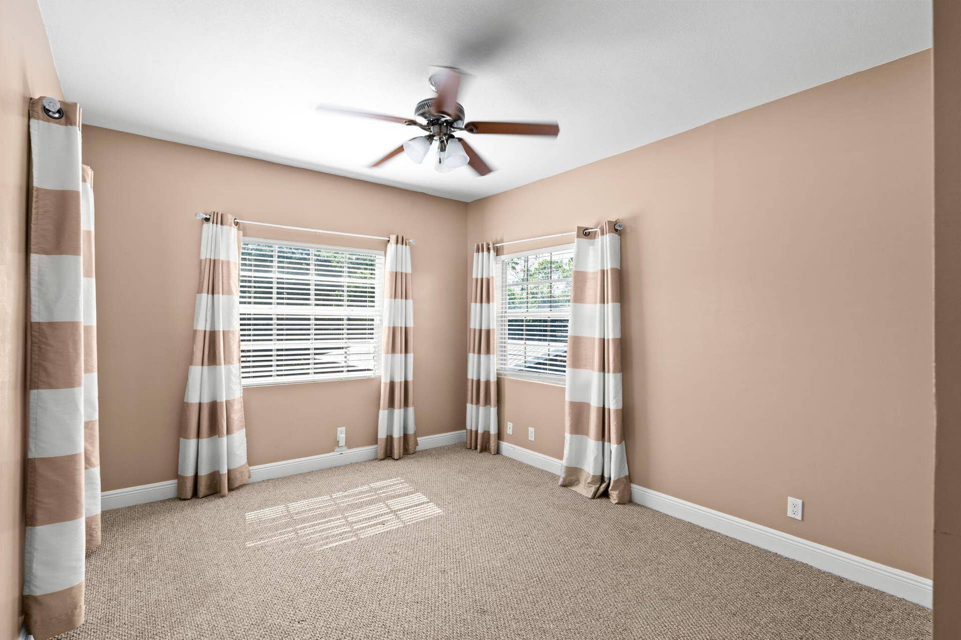 14366 73rd Street N, Loxahatchee, FL 33470 33-web-or-mls-A7404738