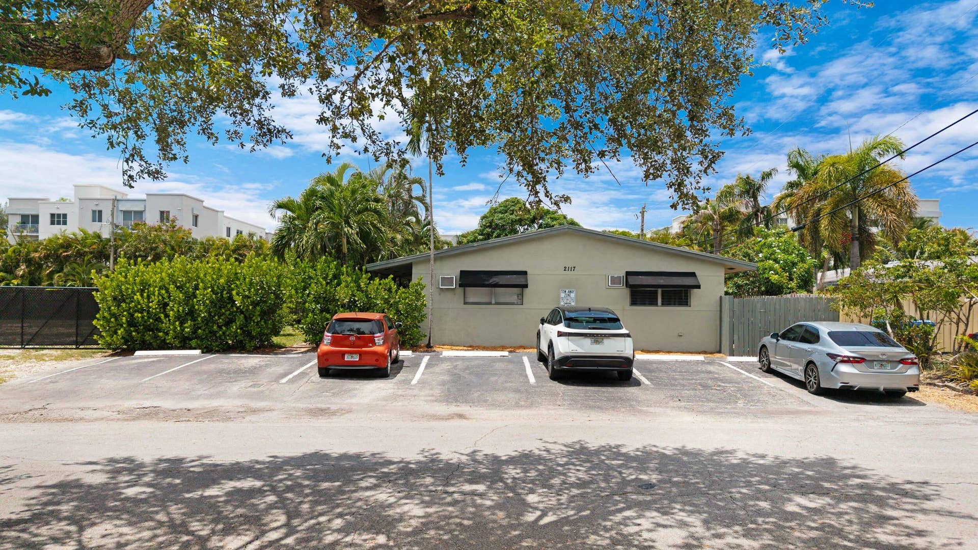 2117 NE 14TH Avenue, #1-4, Wilton Manors, FL 33305 accutour_02 2117-ne-14th-ave -002