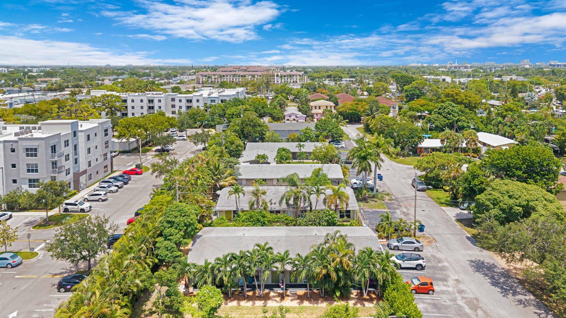 2117 NE 14TH Avenue, #1-4, Wilton Manors, FL 33305 accutour_02 2117-ne-14th-ave -011