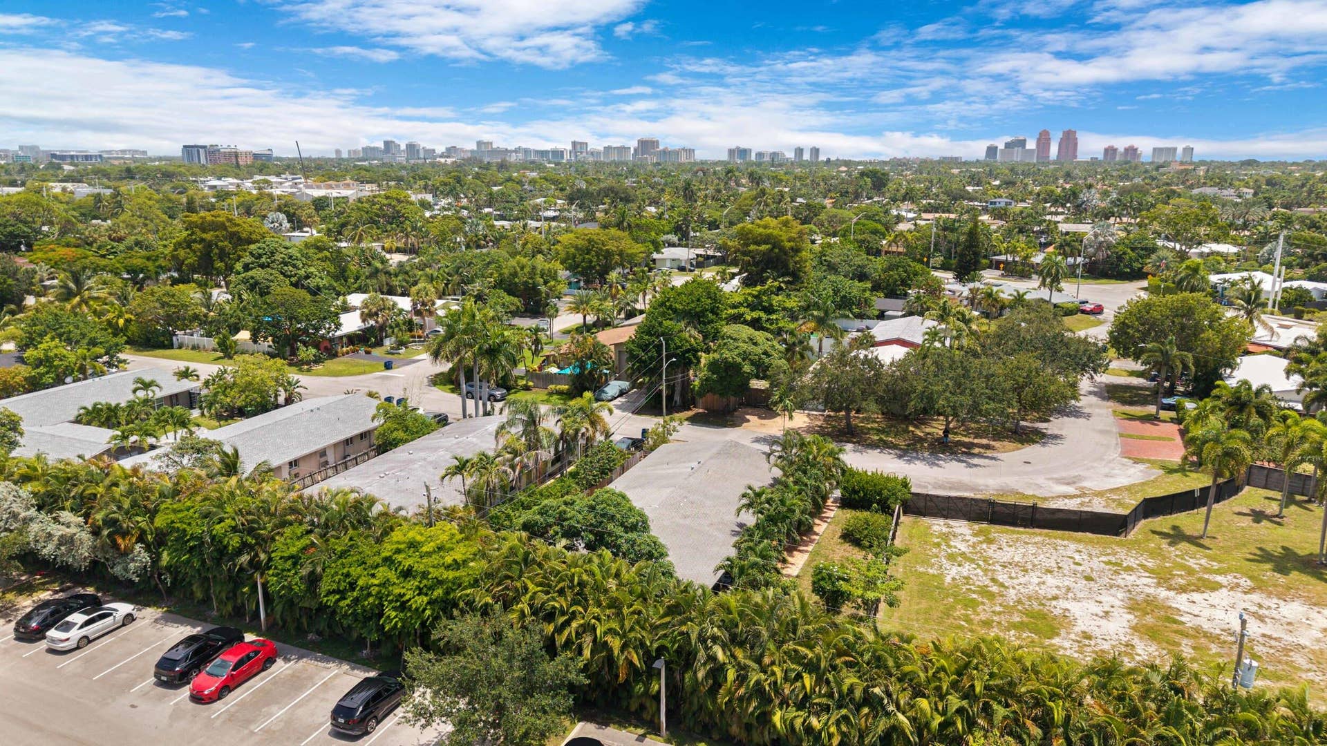 2117 NE 14TH Avenue, #1-4, Wilton Manors, FL 33305 accutour_02 2117-ne-14th-ave -012