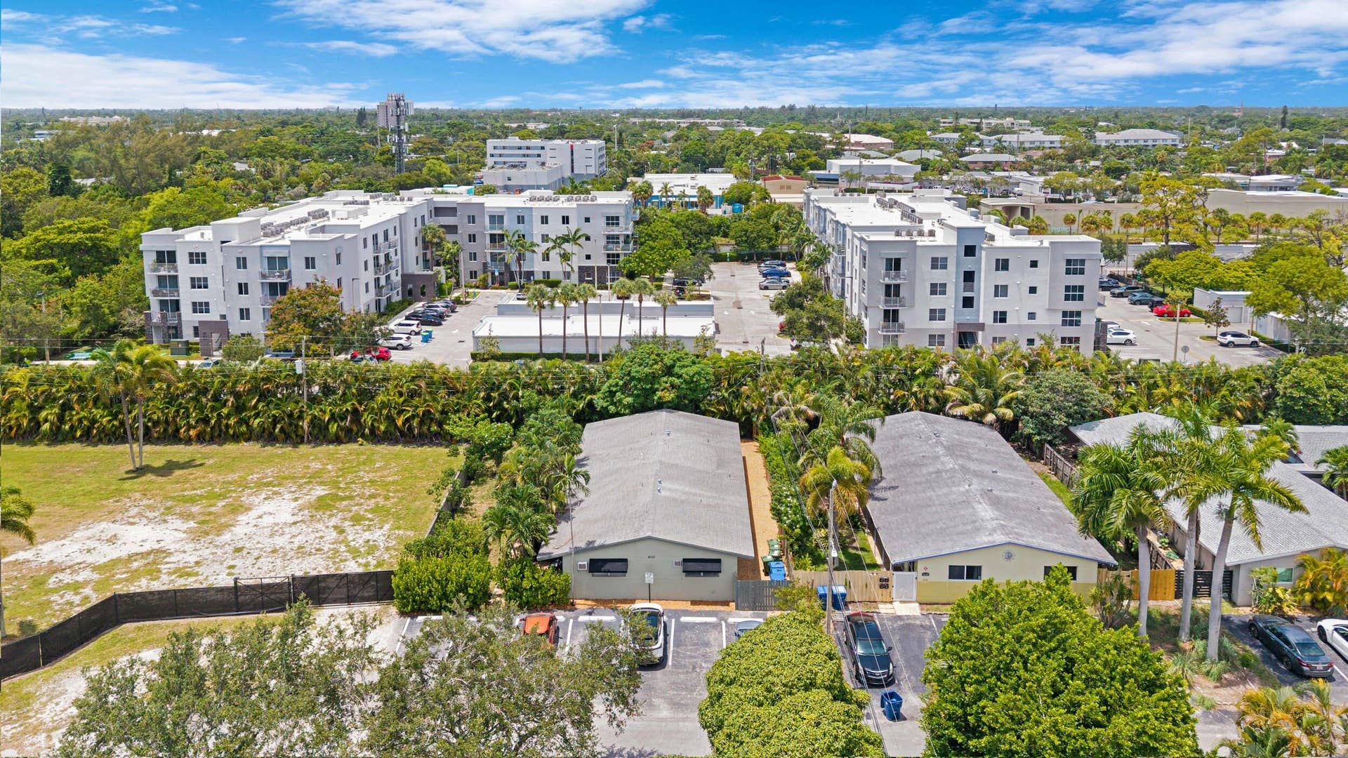 2117 NE 14TH Avenue, #1-4, Wilton Manors, FL 33305 accutour_02 2117-ne-14th-ave -010