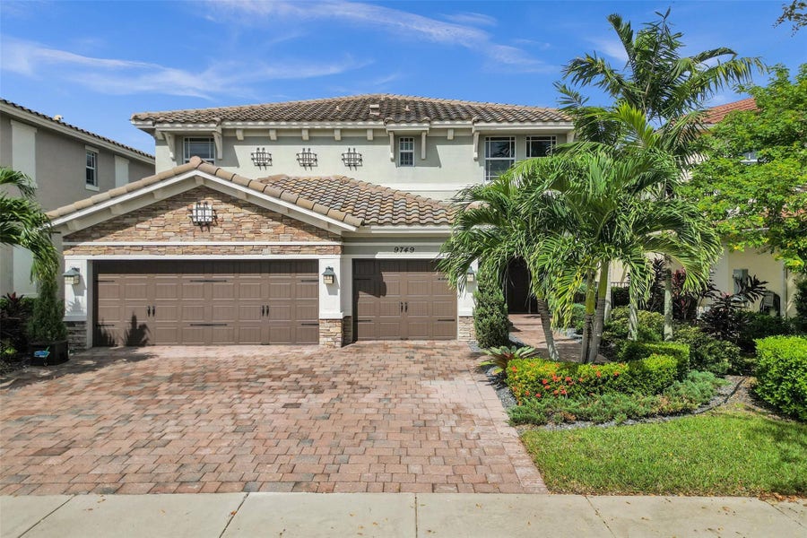 Property photo for 9749 Blue Isle, #BAY, Parkland, FL