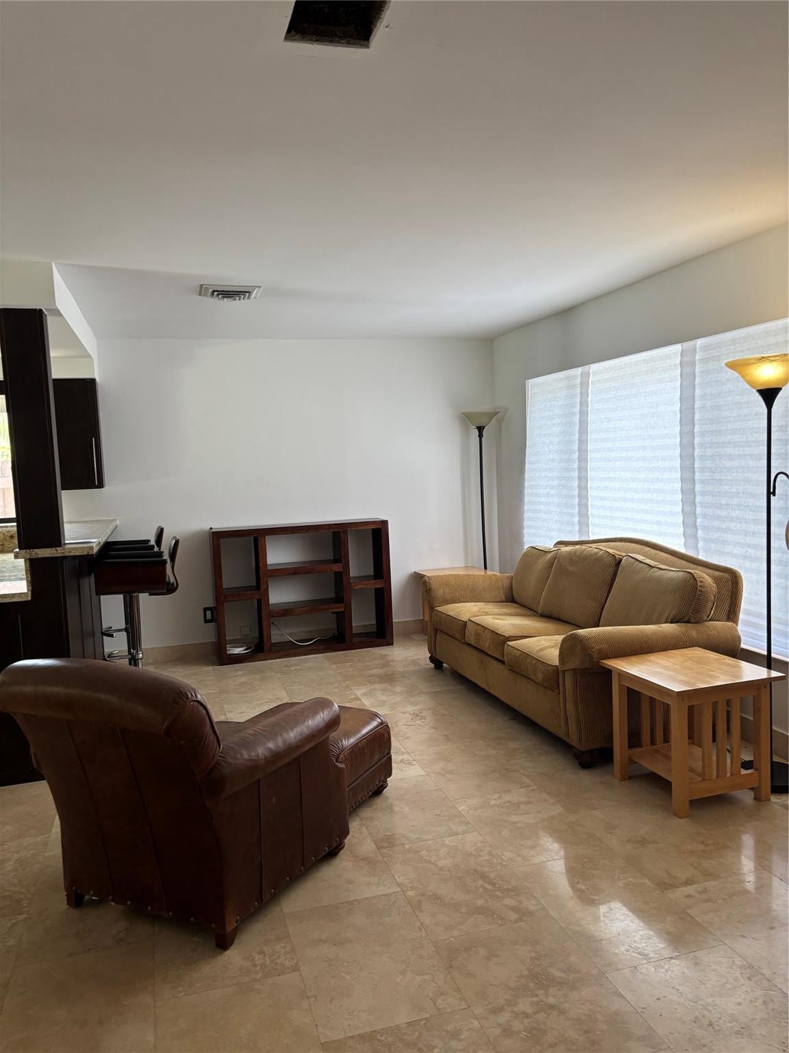 1126 LINCOLN Street, Hollywood, FL 33019 Photo 2