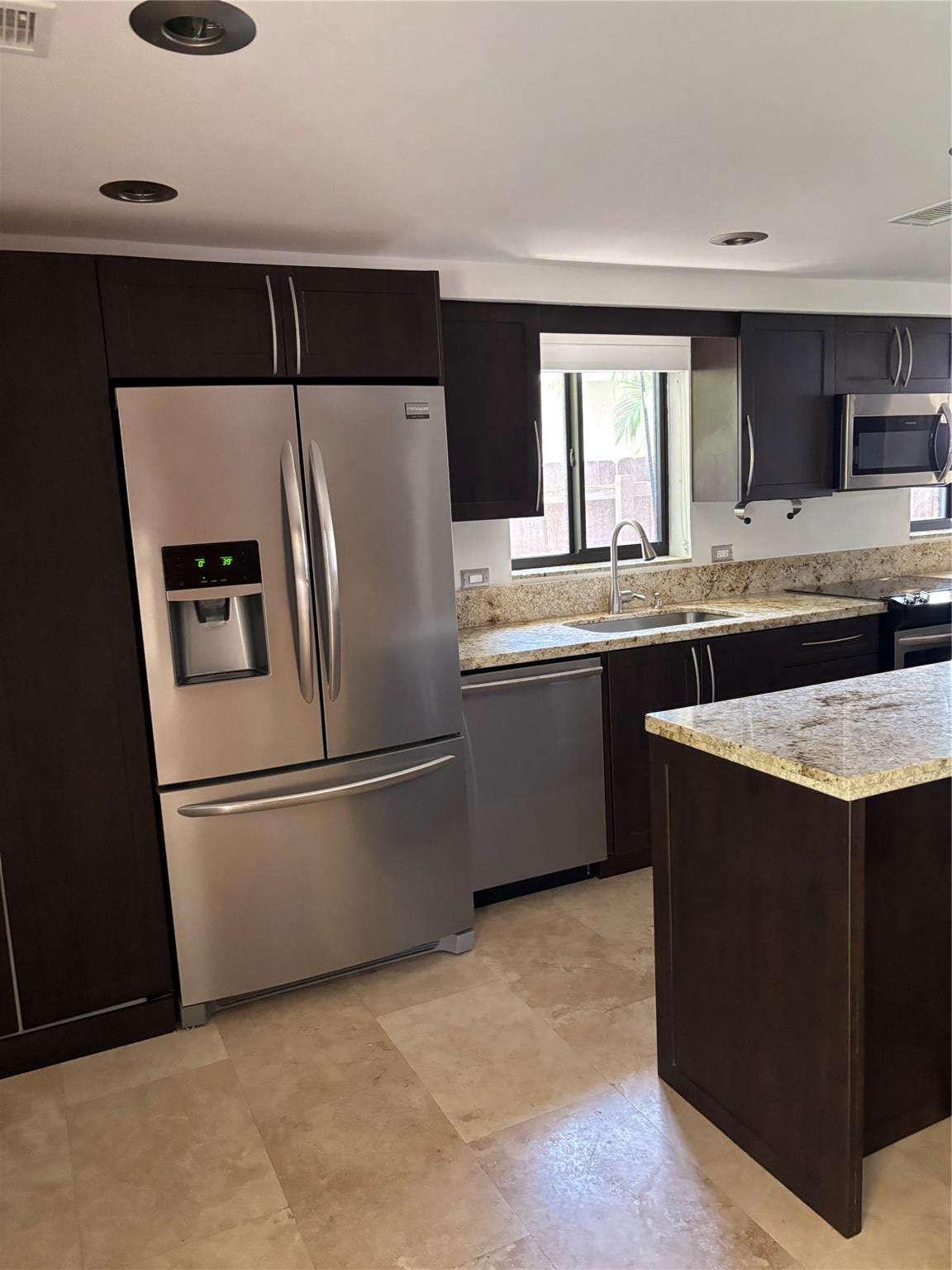 1126 LINCOLN Street, Hollywood, FL 33019 Photo 9