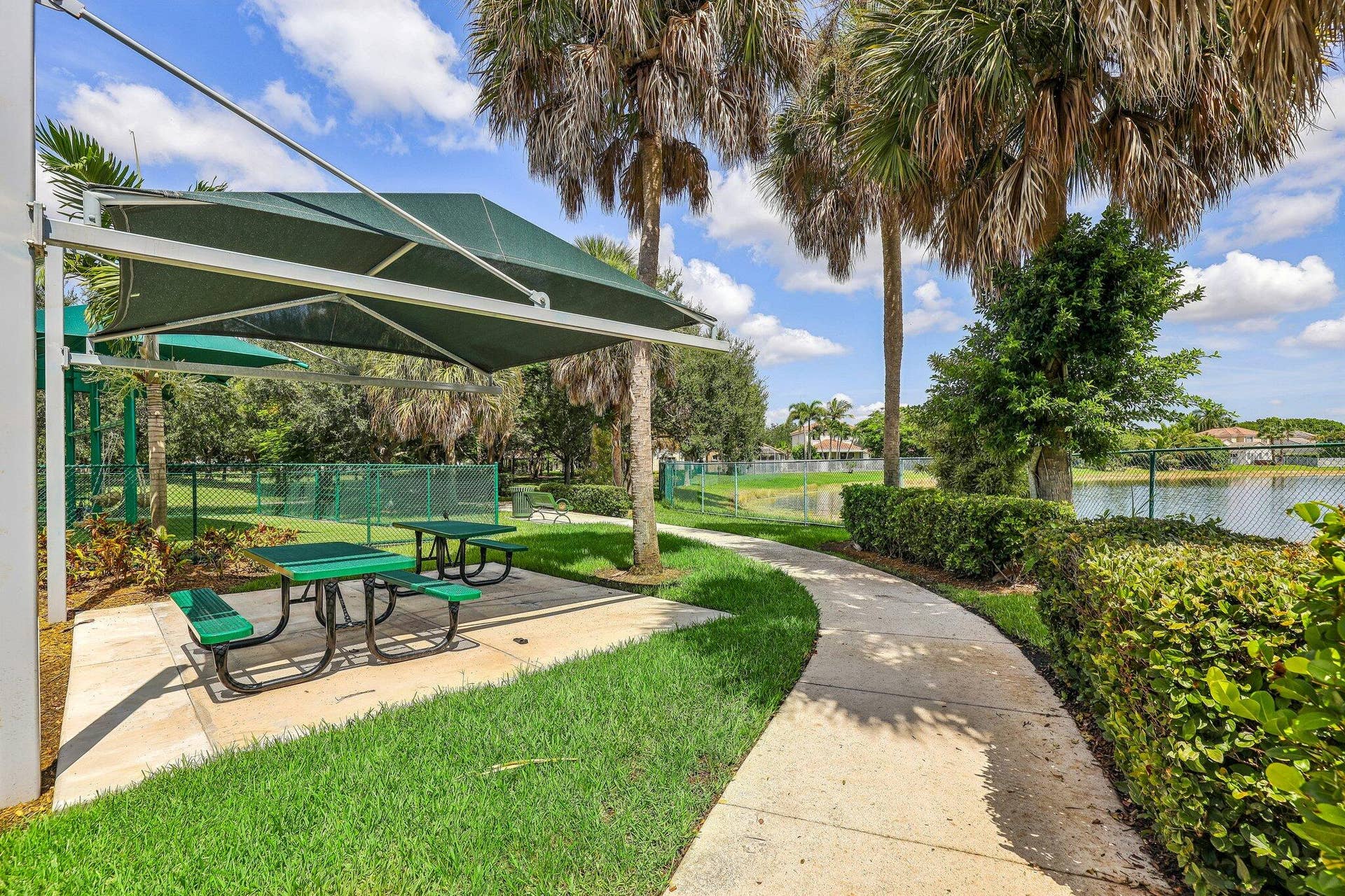 77-web-or-mls-Heritage Dr-1408-902