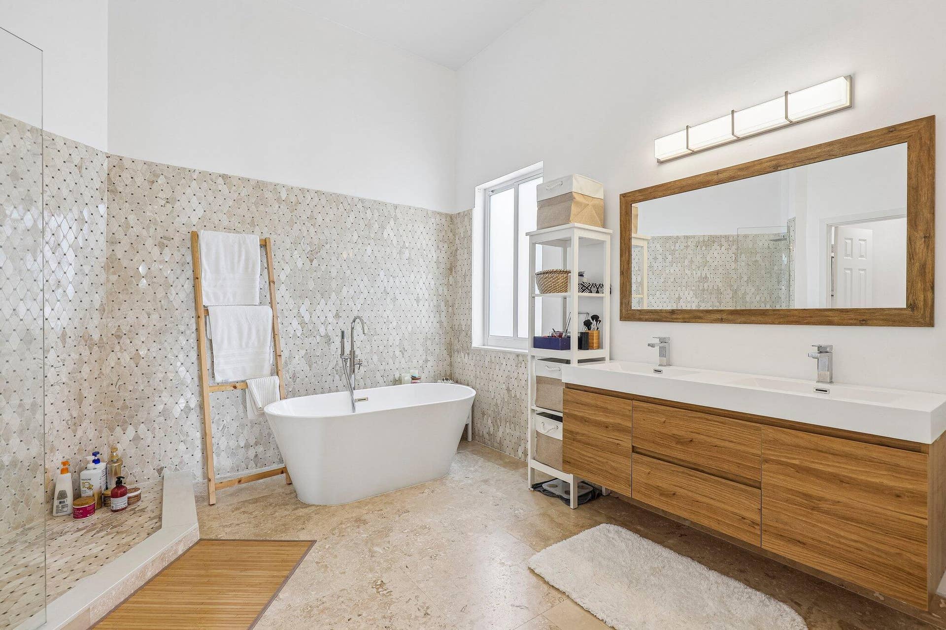 38-web-or-mls-Heritage Dr-S1408-038