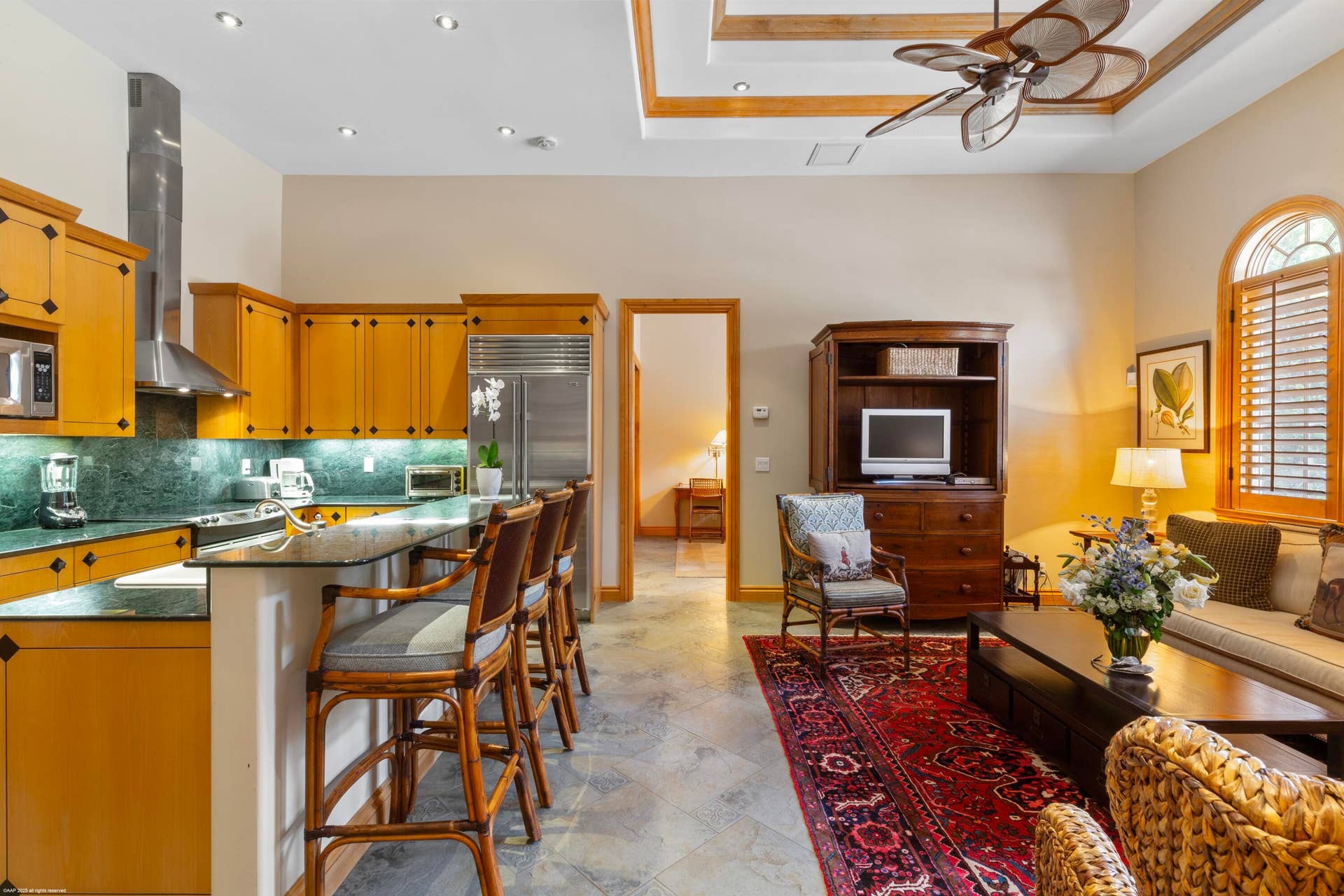 3382 Grand Prix Farms Drive N, Wellington, FL 33414 Owner's Kitchen
