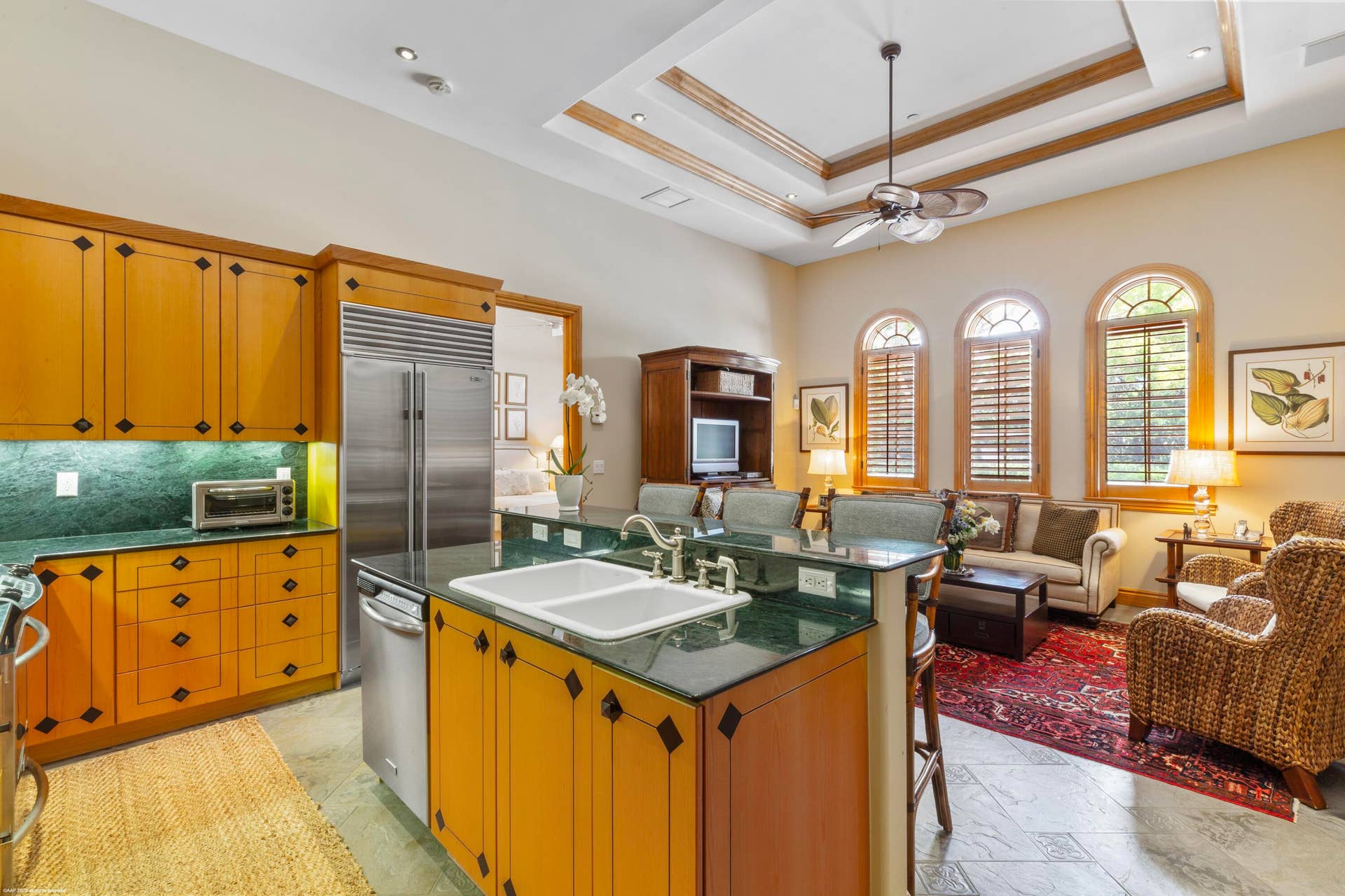3382 Grand Prix Farms Drive N, Wellington, FL 33414 Owner's Kitchen
