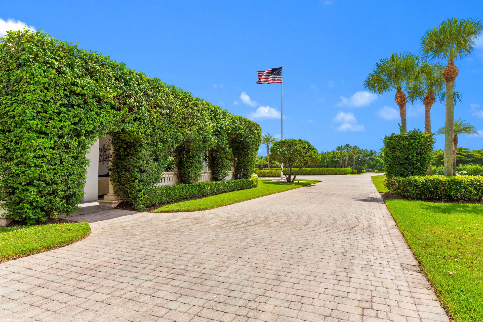 3382 Grand Prix Farms Drive N, Wellington, FL 33414 Side Entrance