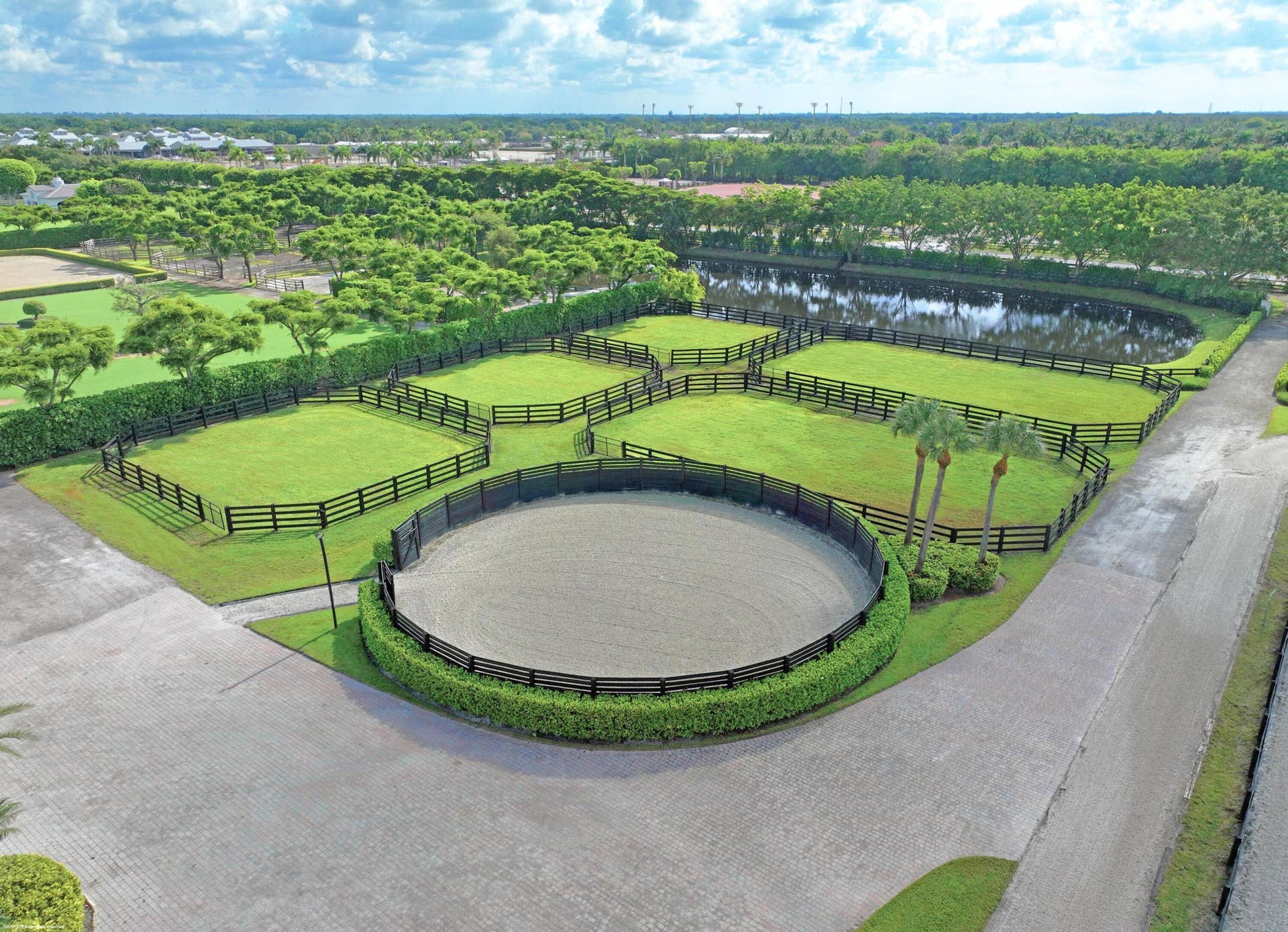 3382 Grand Prix Farms Drive N, Wellington, FL 33414 Round Pen - Aerial
