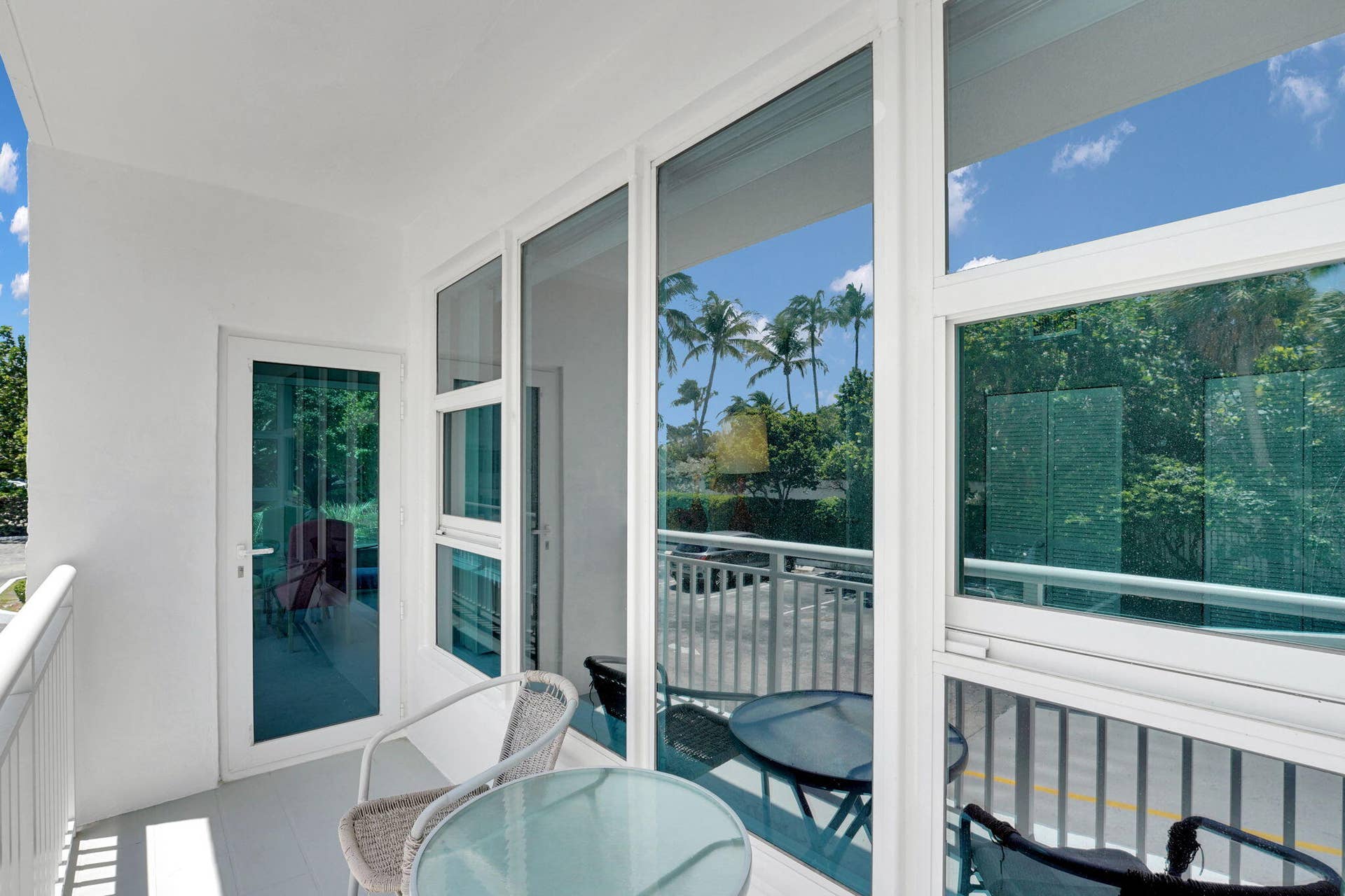1620 S Ocean Boulevard, #1N, Lauderdale By The Sea, FL 33062 south facing balcony