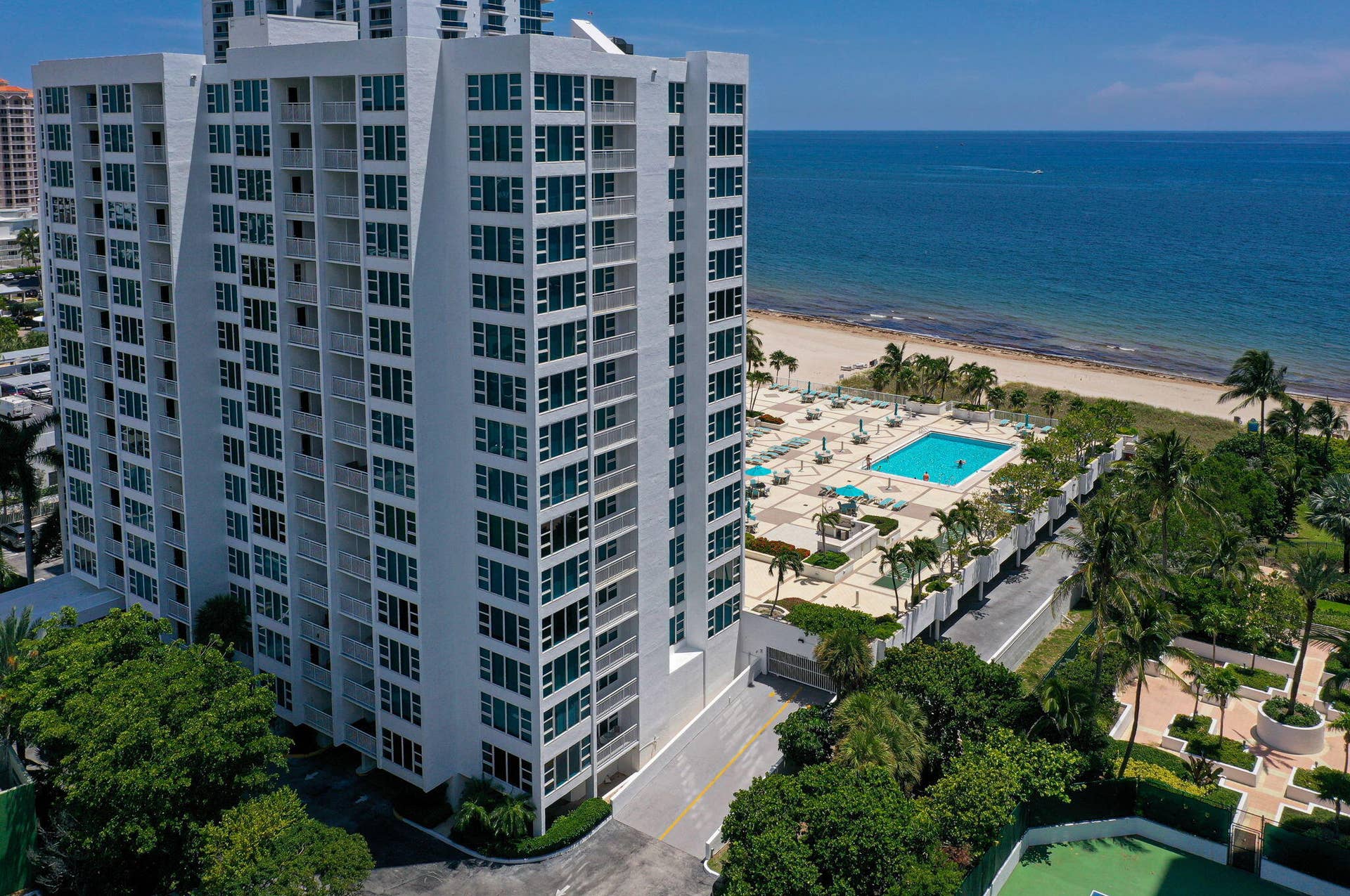 1620 S Ocean Boulevard, #1N, Lauderdale By The Sea, FL 33062 pool drone shot