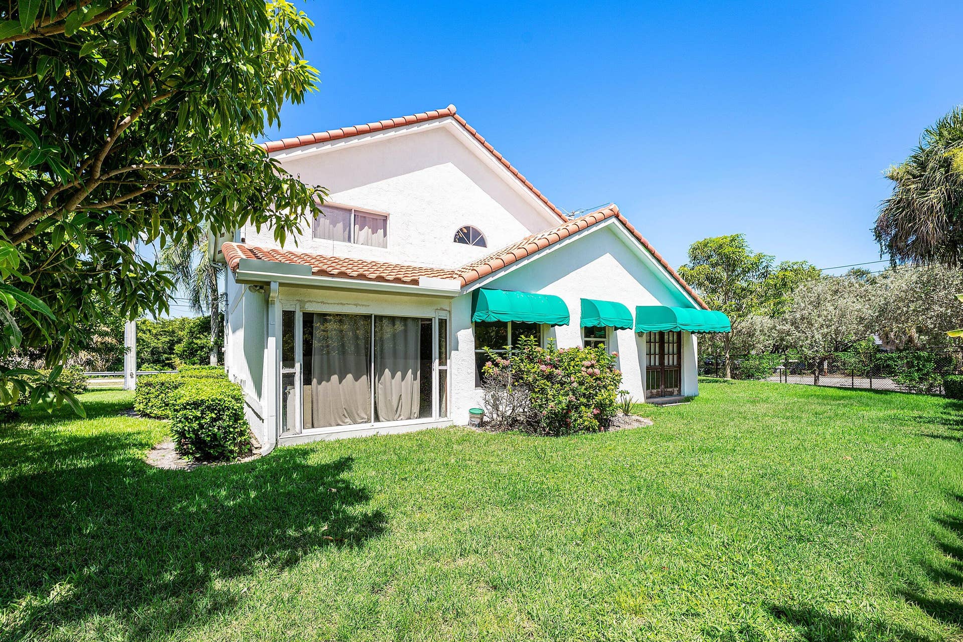 2350 NW 5TH Avenue, Boca Raton, FL 33431 031-2350Northwest5thAvenue-BocaRaton-FL-