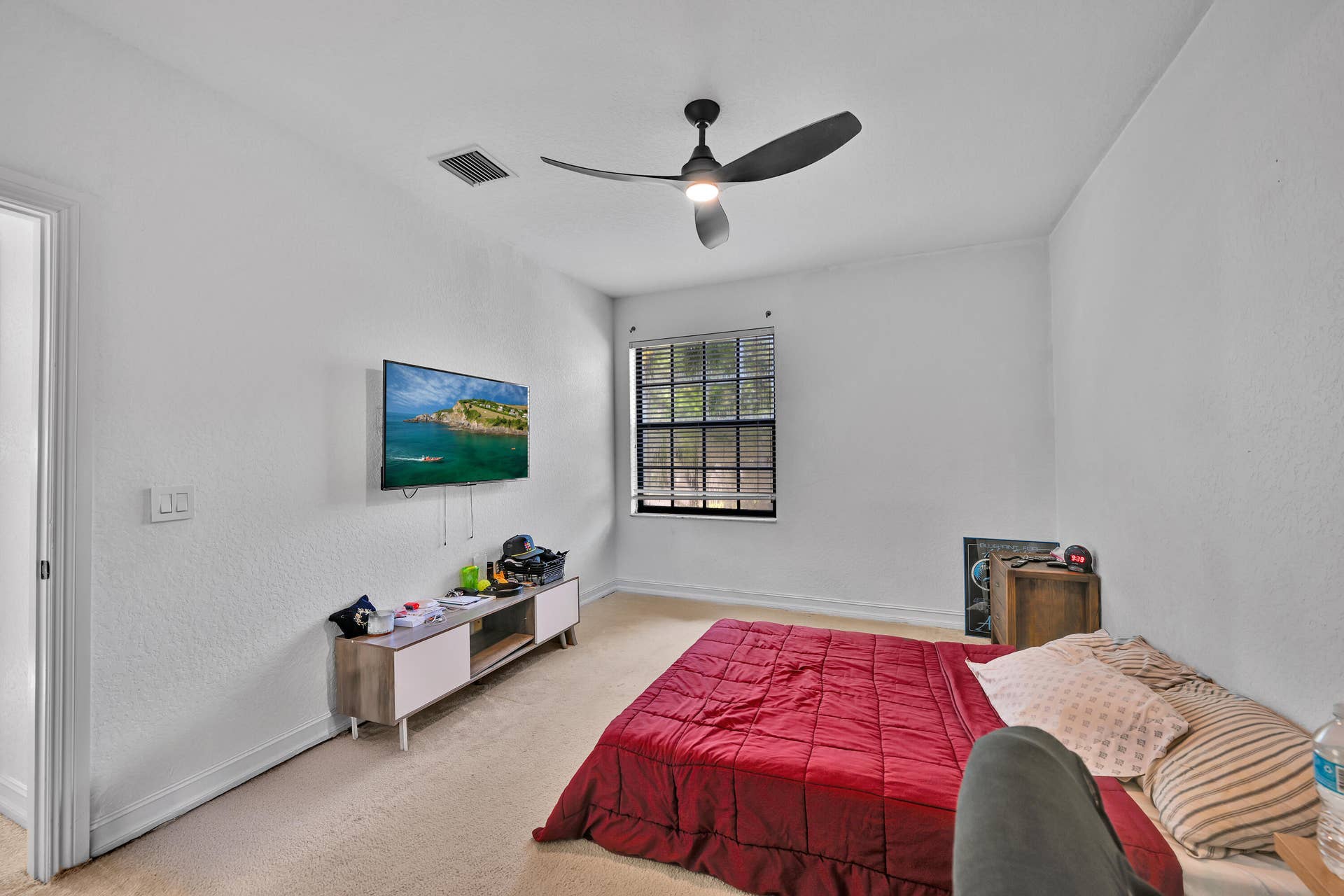 11695 NW 2nd St Plantation 00035