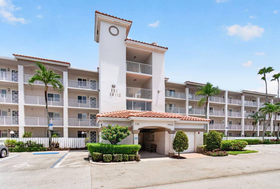 Property photo for 14112 Huntington Pointe Drive, #210, Delray Beach, FL