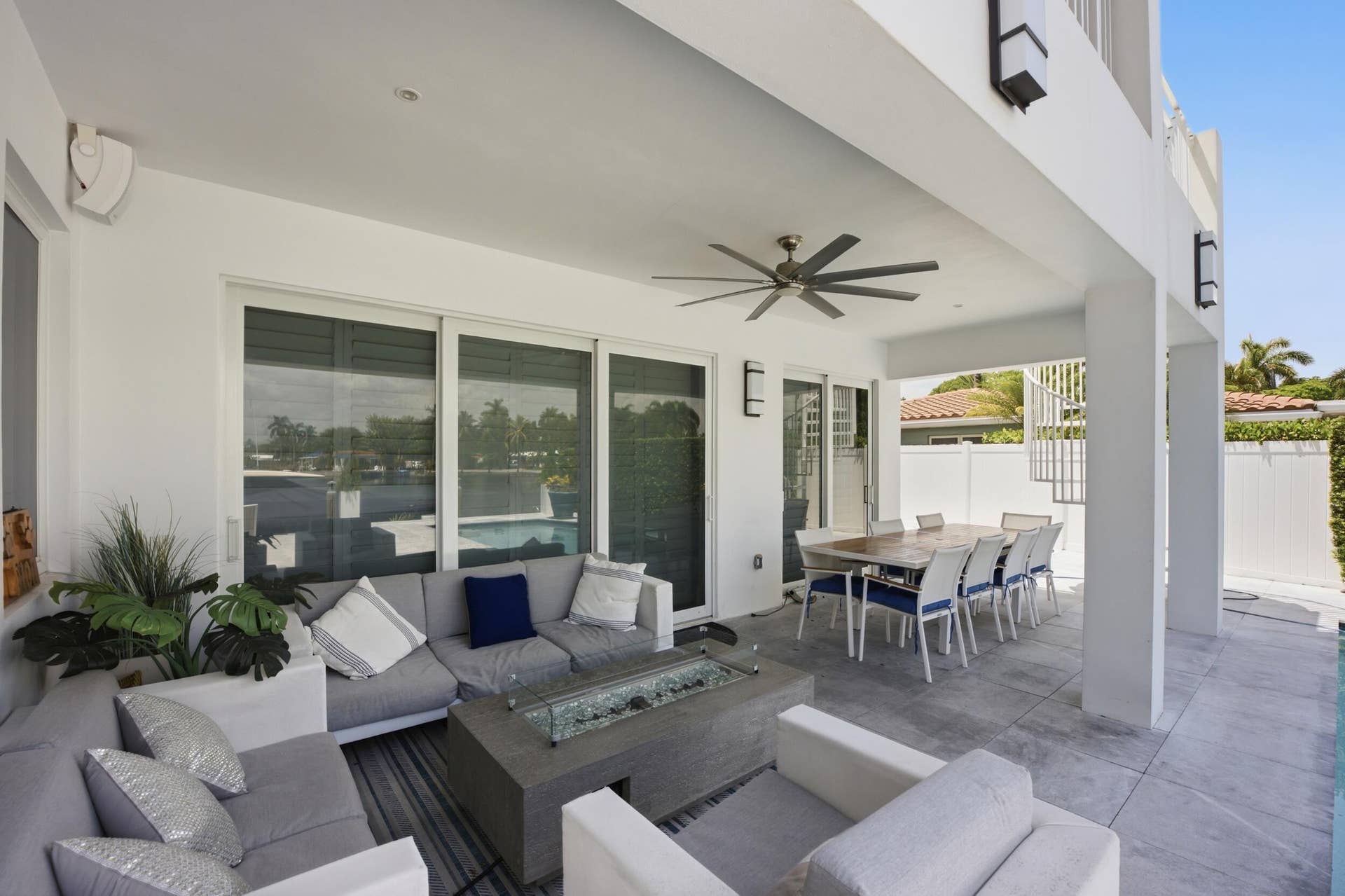 2009 NE 21ST Street, Fort Lauderdale, FL 33305 89_005__jjl5958