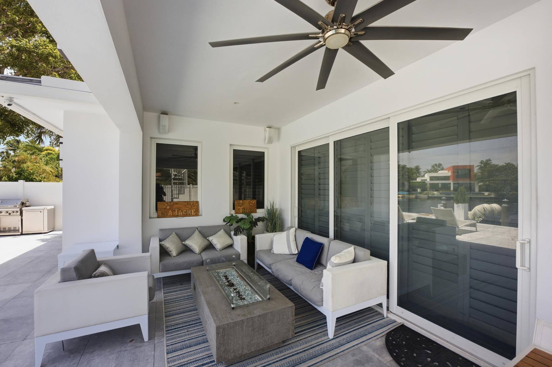 2009 NE 21ST Street, Fort Lauderdale, FL 33305 88_004__jjl5953