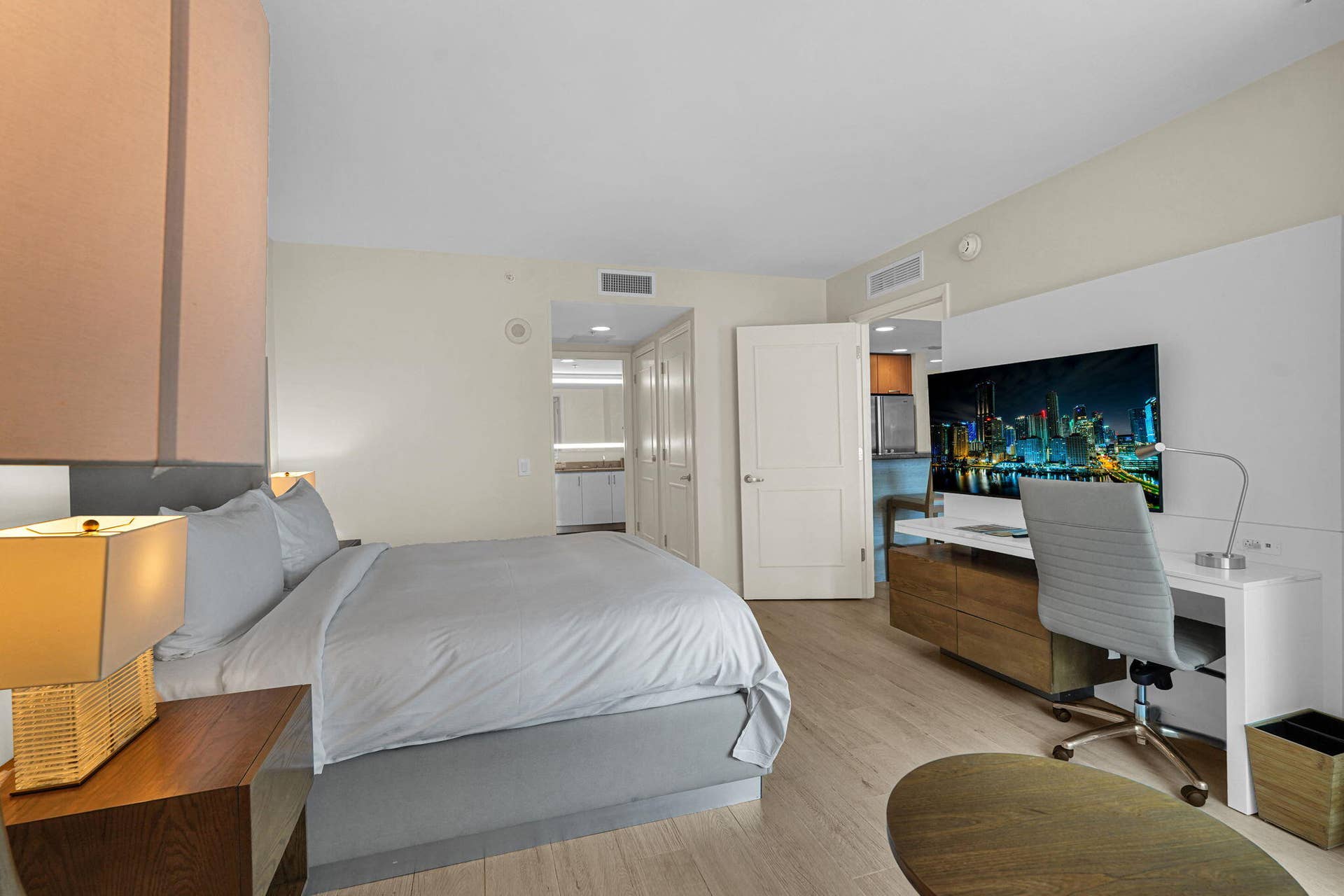505 N FORT LAUDERDALE BEACH Boulevard, #1105, Fort Lauderdale, FL 33304 30-web-or-mls-DSC01417
