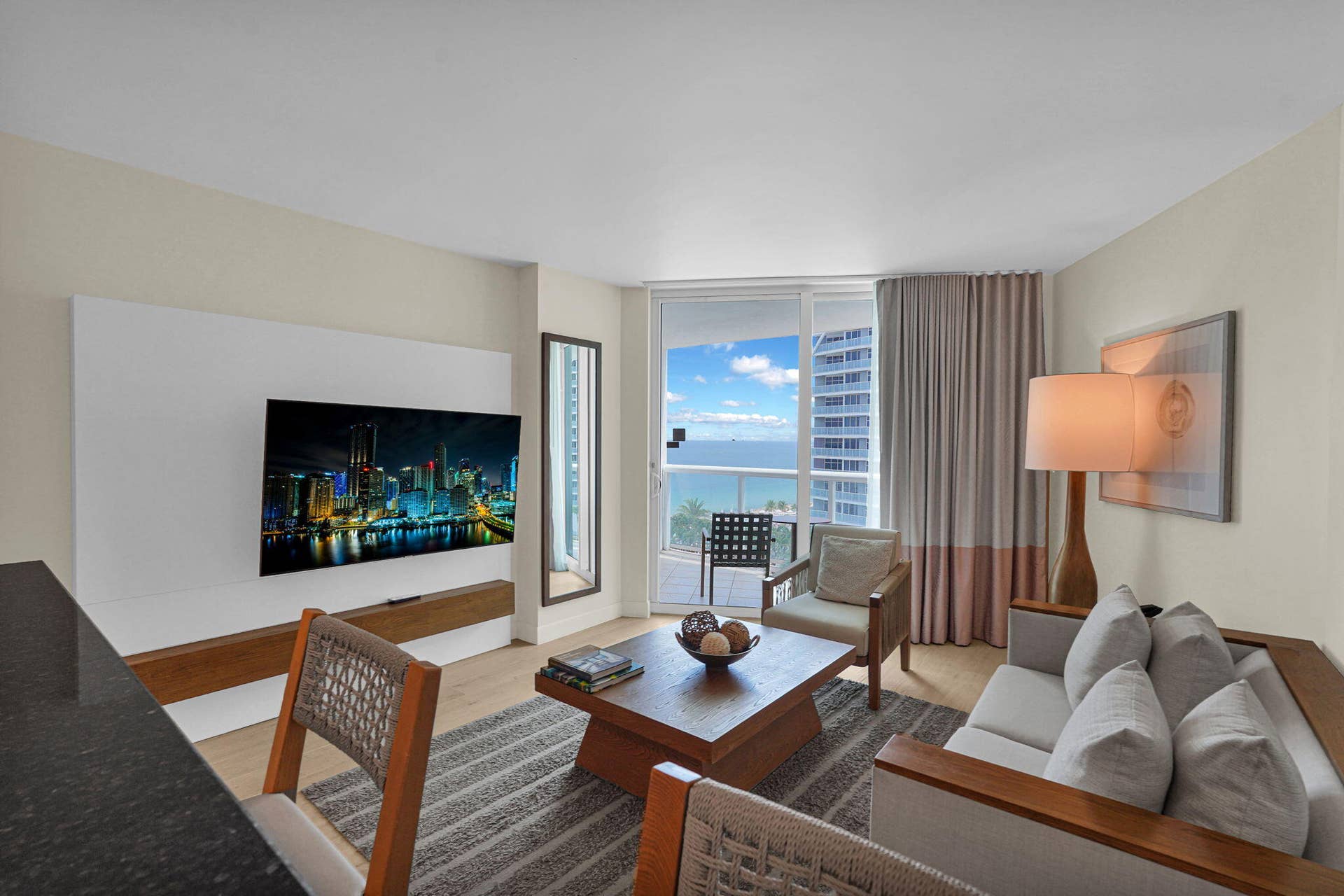 505 N FORT LAUDERDALE BEACH Boulevard, #1105, Fort Lauderdale, FL 33304 26-web-or-mls-DSC01345