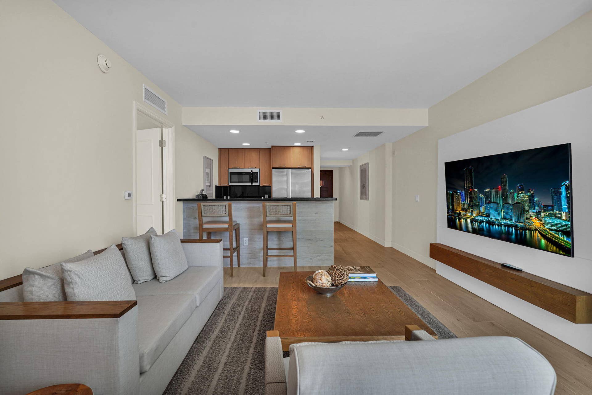 505 N FORT LAUDERDALE BEACH Boulevard, #1105, Fort Lauderdale, FL 33304 22-web-or-mls-DSC01255