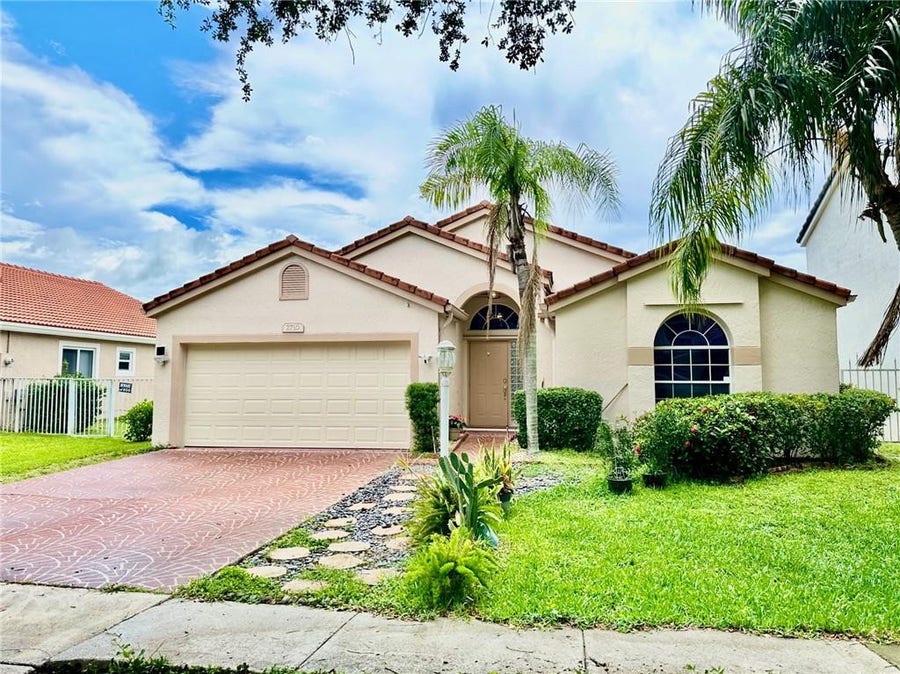 Property photo for 2710 BOGOTA Avenue, Cooper City, FL