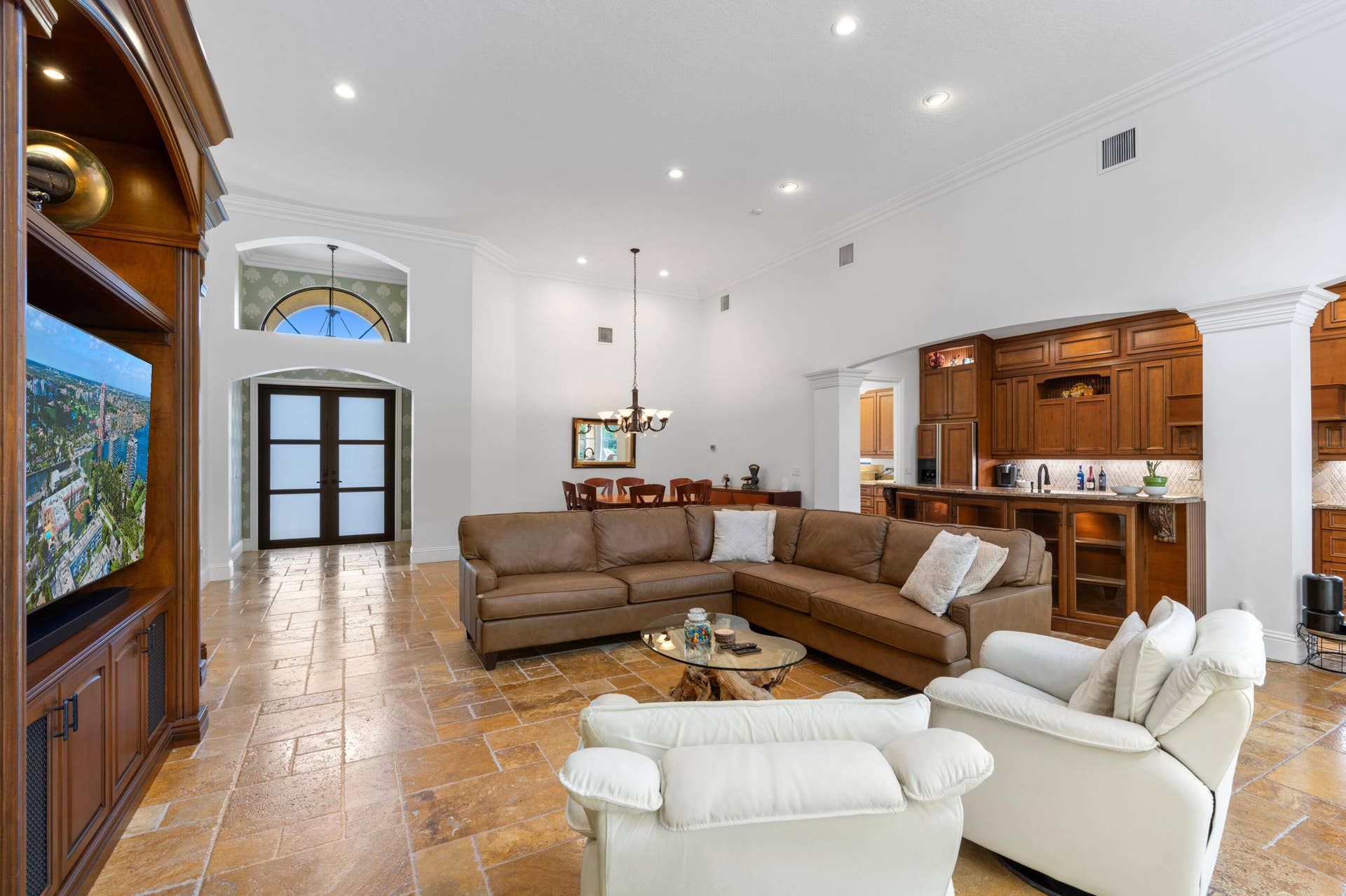 7795 LA CORNICHE Circle, Boca Raton, FL 33433 Living Room