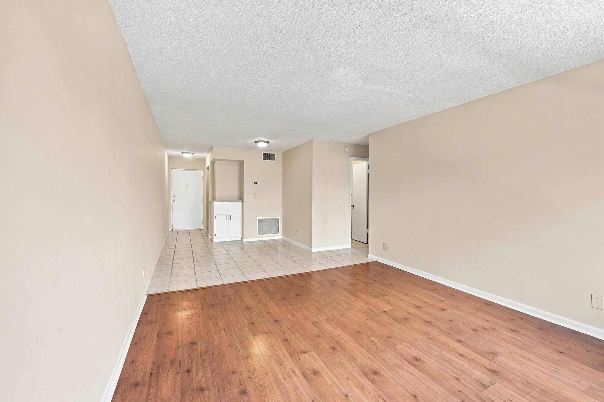 07_living room